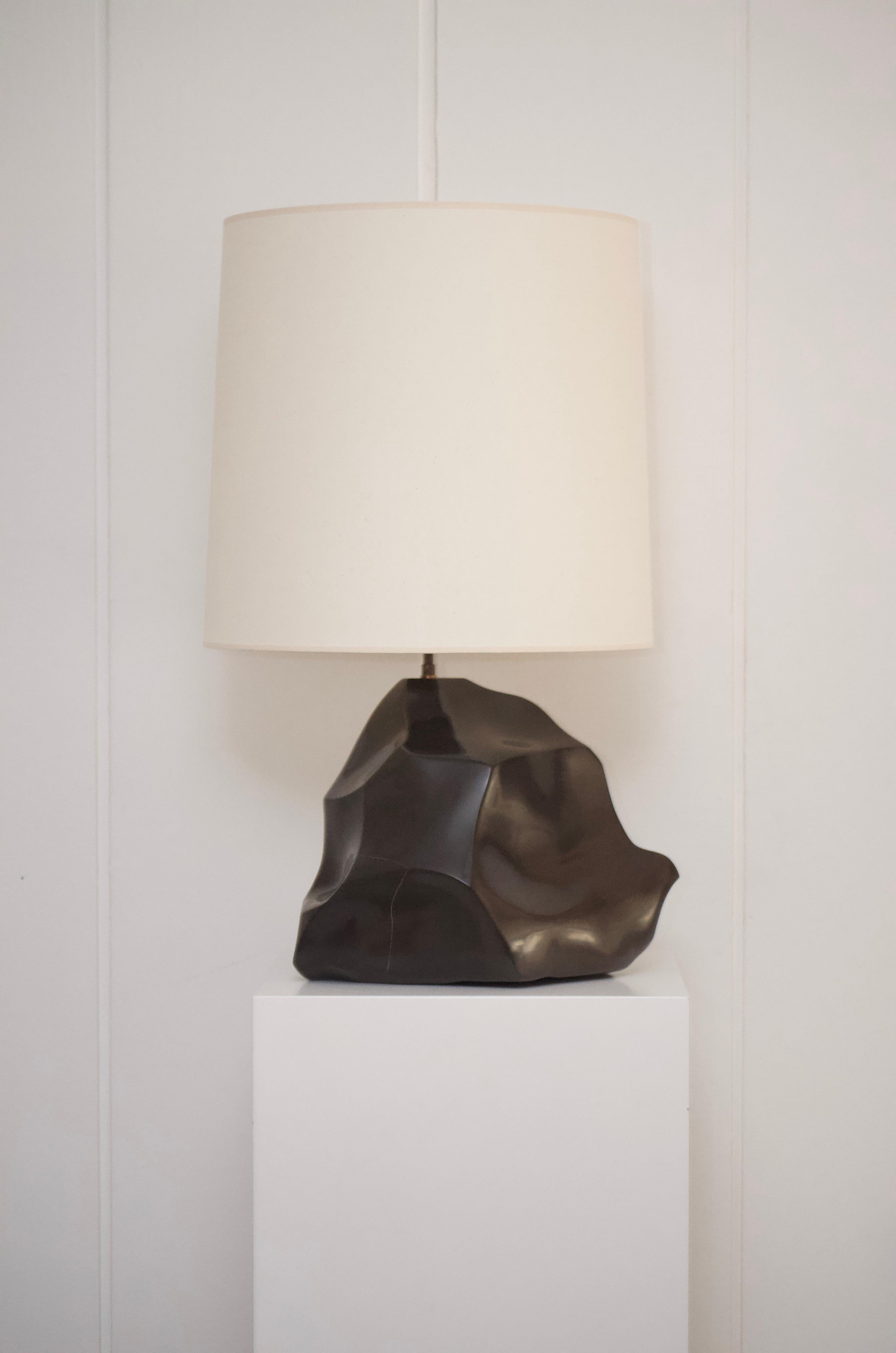 XXI secolo e contemporaneo Lampada da tavolo Jean-Frédéric Bourdier - Marmo di Martine, Francia in vendita