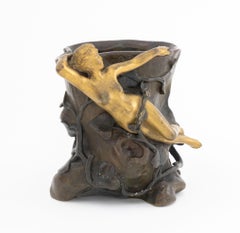 Jarrón escultural de Jean Garnier en bronce patinado