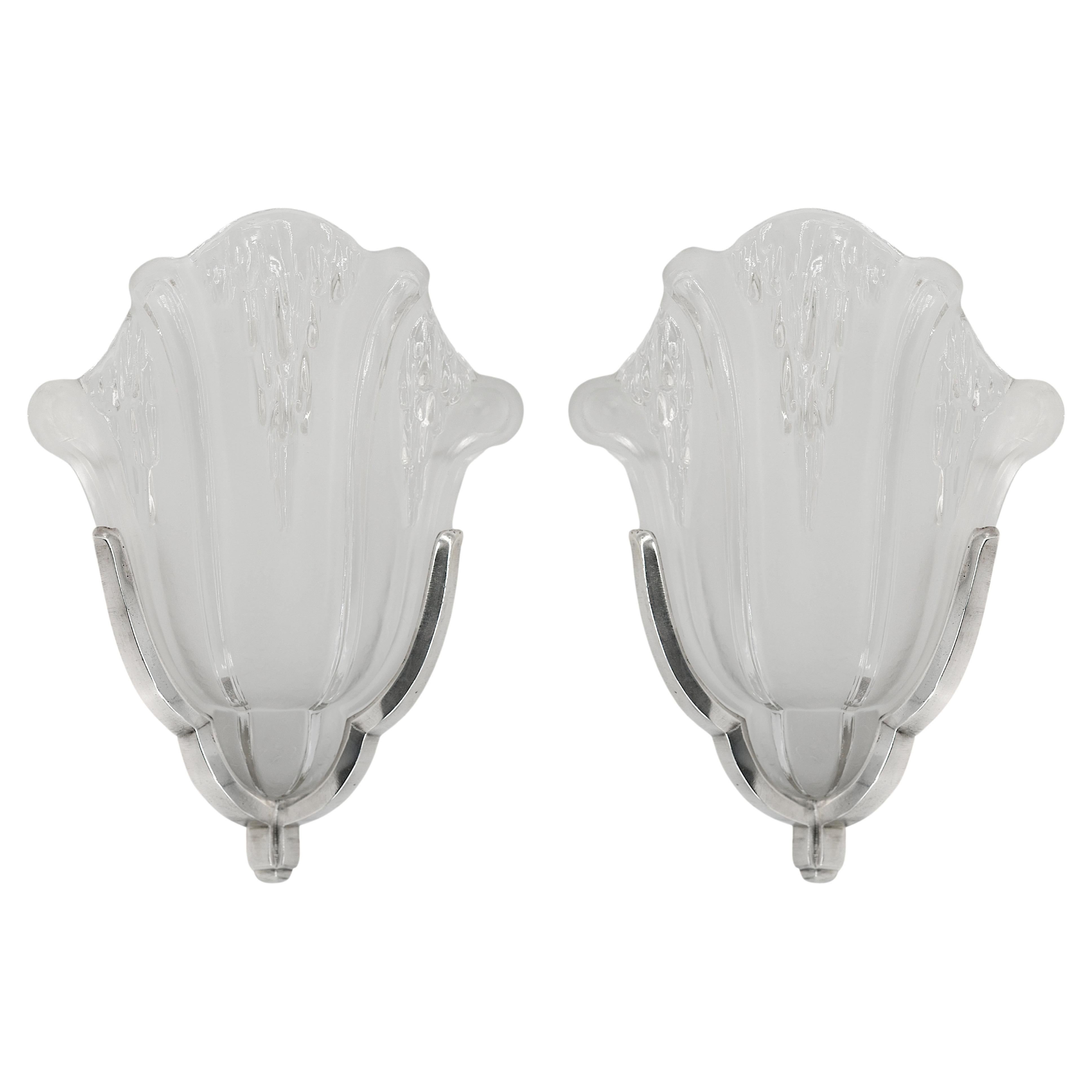 Jean Gauthier Art Deco French Pair of Corner Wall Sconces, 1930s For Sale