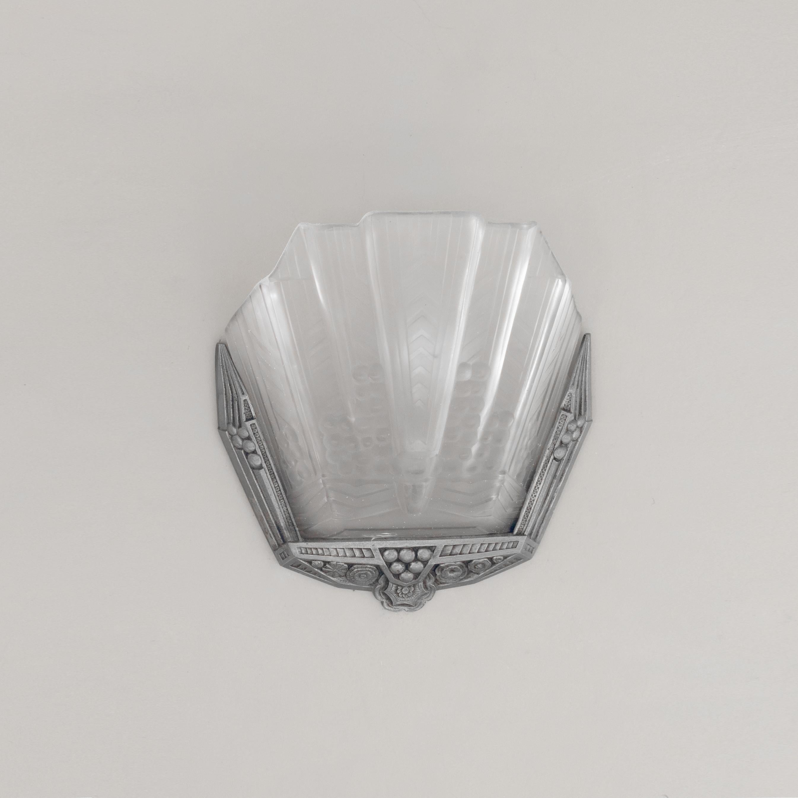 Aplique francés Art Déco Jean Gauthier Francés en venta