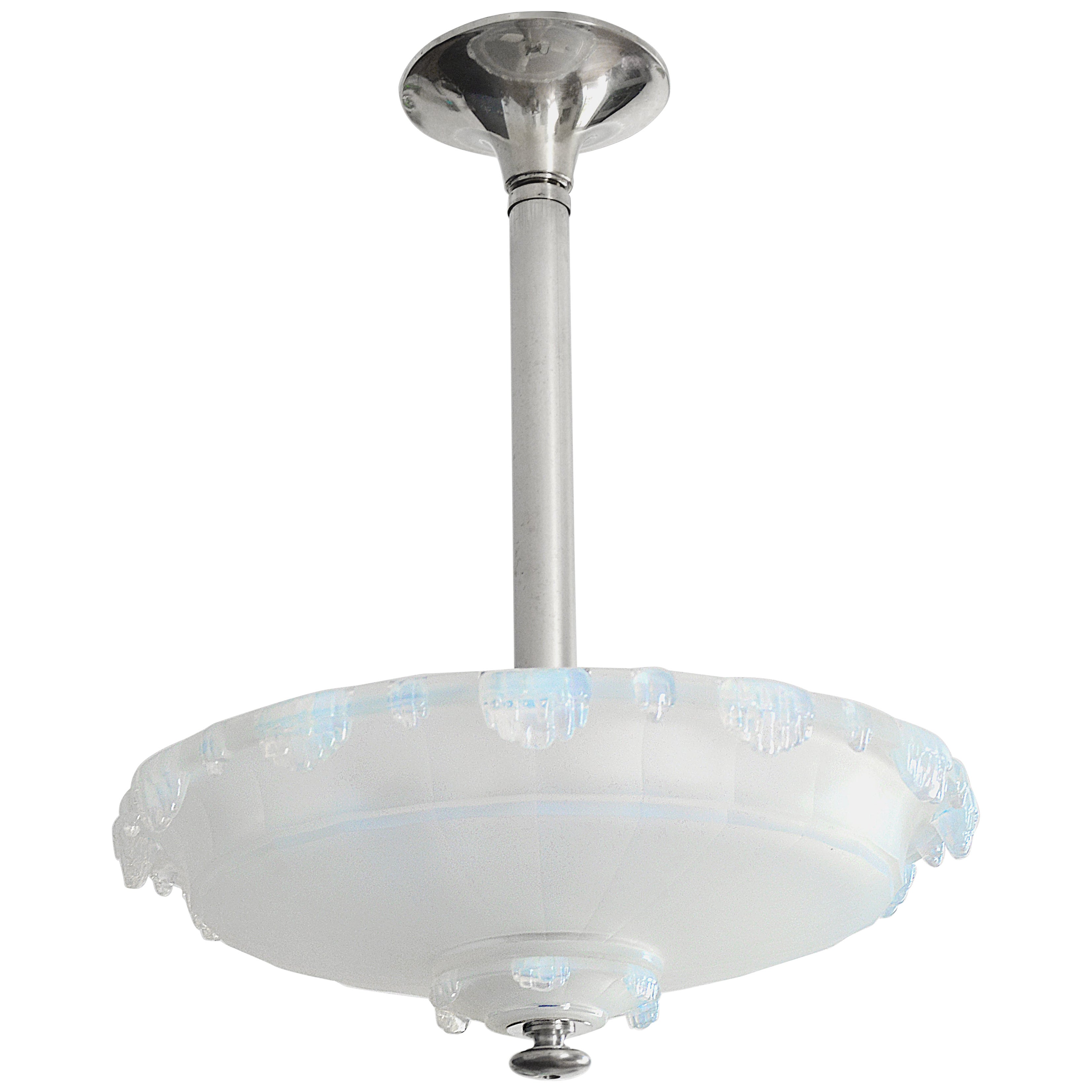 Jean Gauthier Art Deco Opalescent Pendant Chandelier, 1920 For Sale