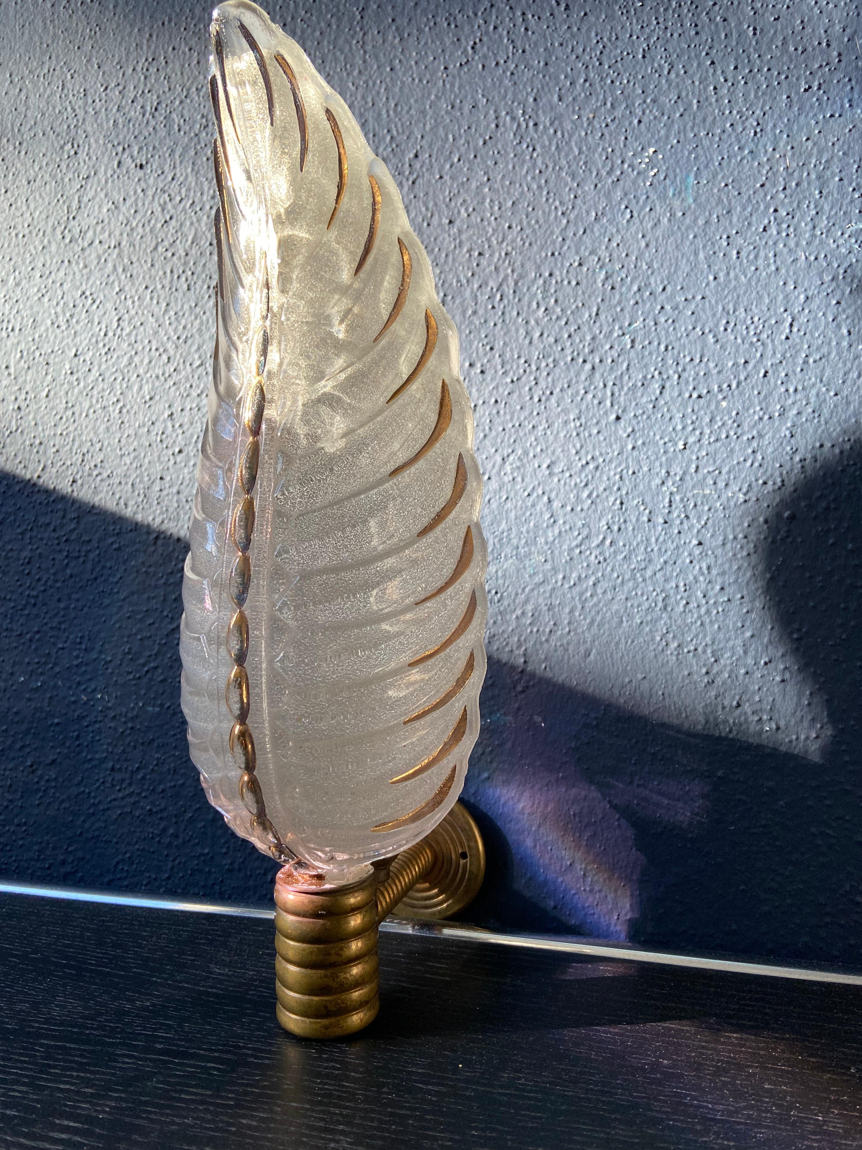 Jean Gauthier EZAN & Henri Petitot Art Deco Frosted Glass Leaf Sconce, 1930's For Sale 1