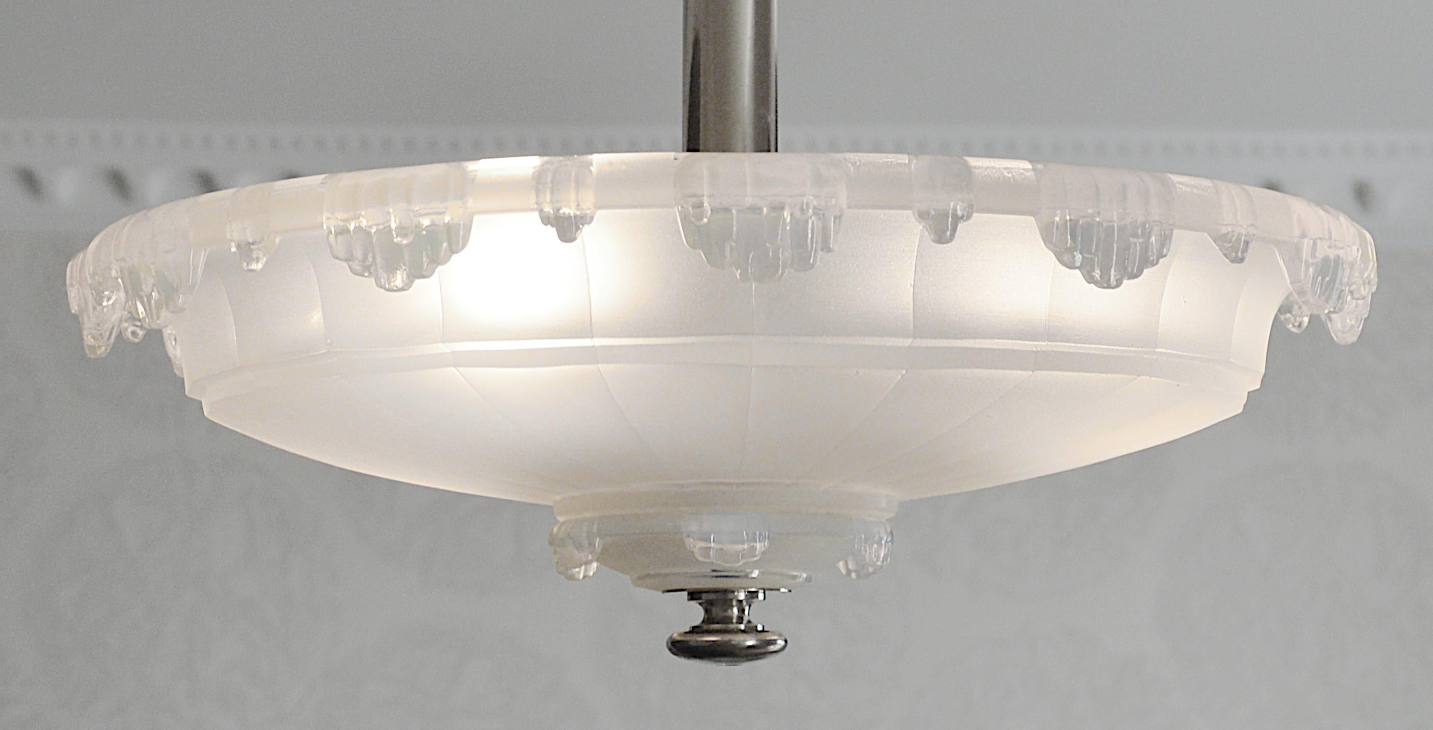 Frosted Jean Gauthier, French Art Deco Modernist Opalescent Pendant Chandelier, 1920s For Sale
