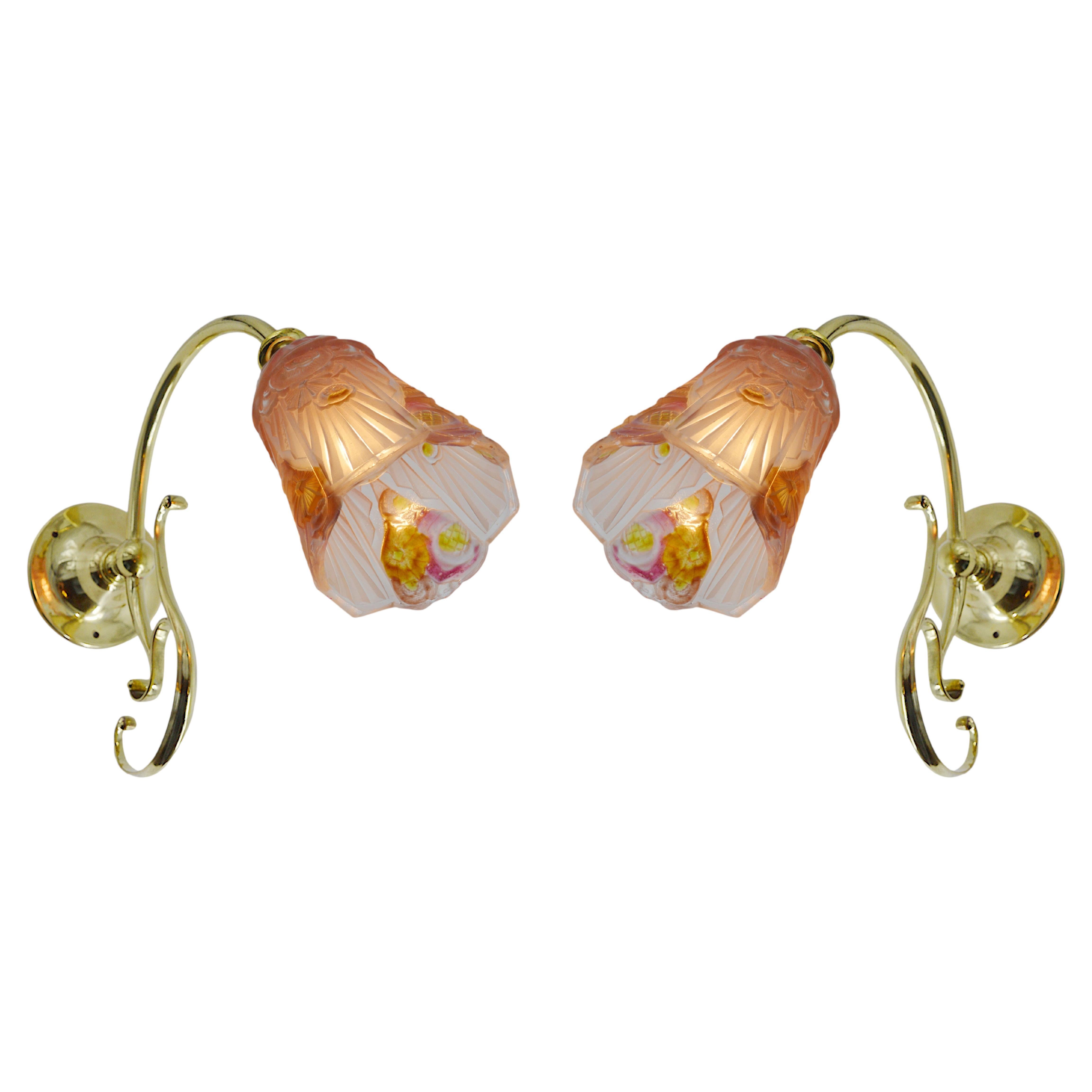 Jean Gauthier French Art Deco Pair of Enameled Wall Sconces, 1920s For Sale