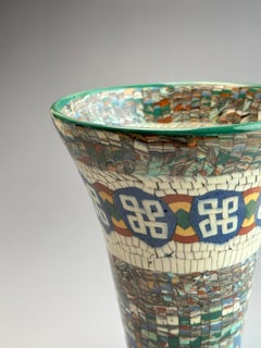 Jean Gerbino Jarrón trompeta de mosaico Neriage Art Decó, Vallauris, Francia, años 30