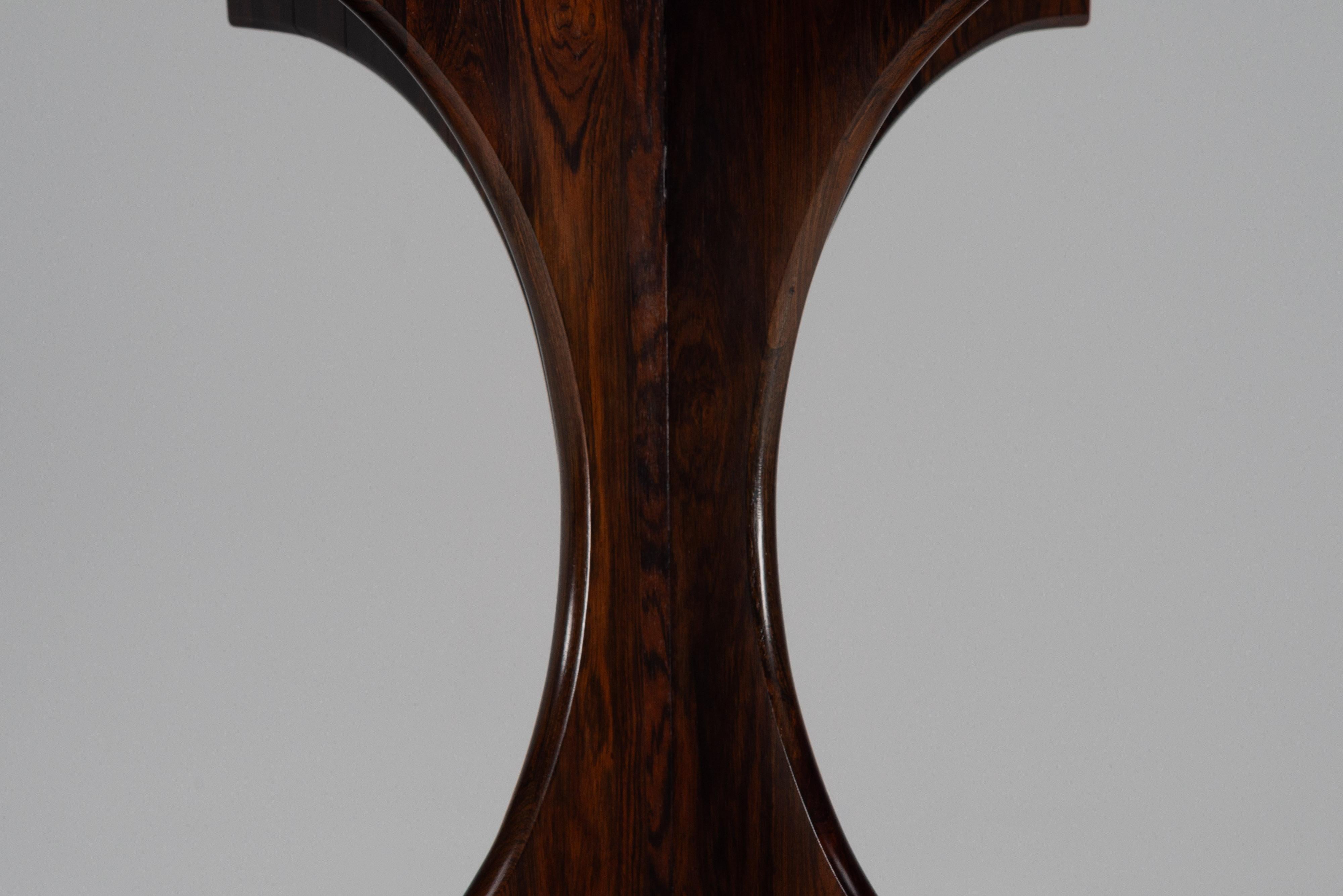 Brésilien Table à manger de Jean Gillon Italma WoodArt Brésil 1965 en vente