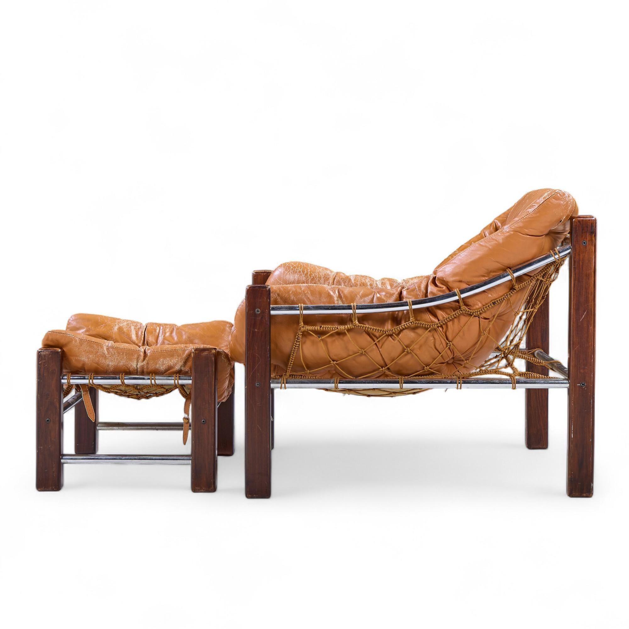 Brésilien Jean Gillon pour Italma Amazonas Chaise longue et ottoman du milieu du siècle en vente