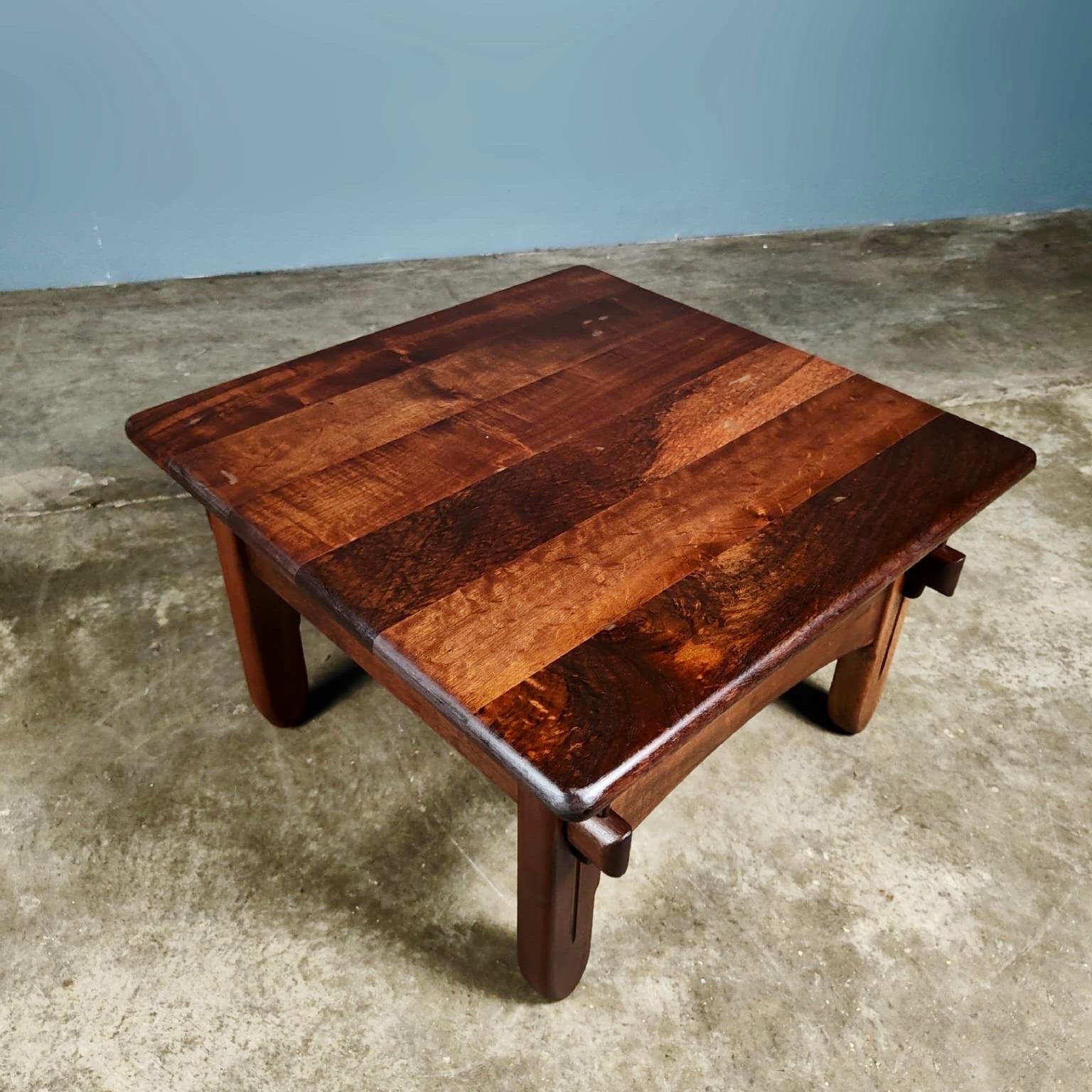 Jean Gillon pour Probel fauteuil de salon et table basse/table d'appoint brésilien en cuir jaune 6