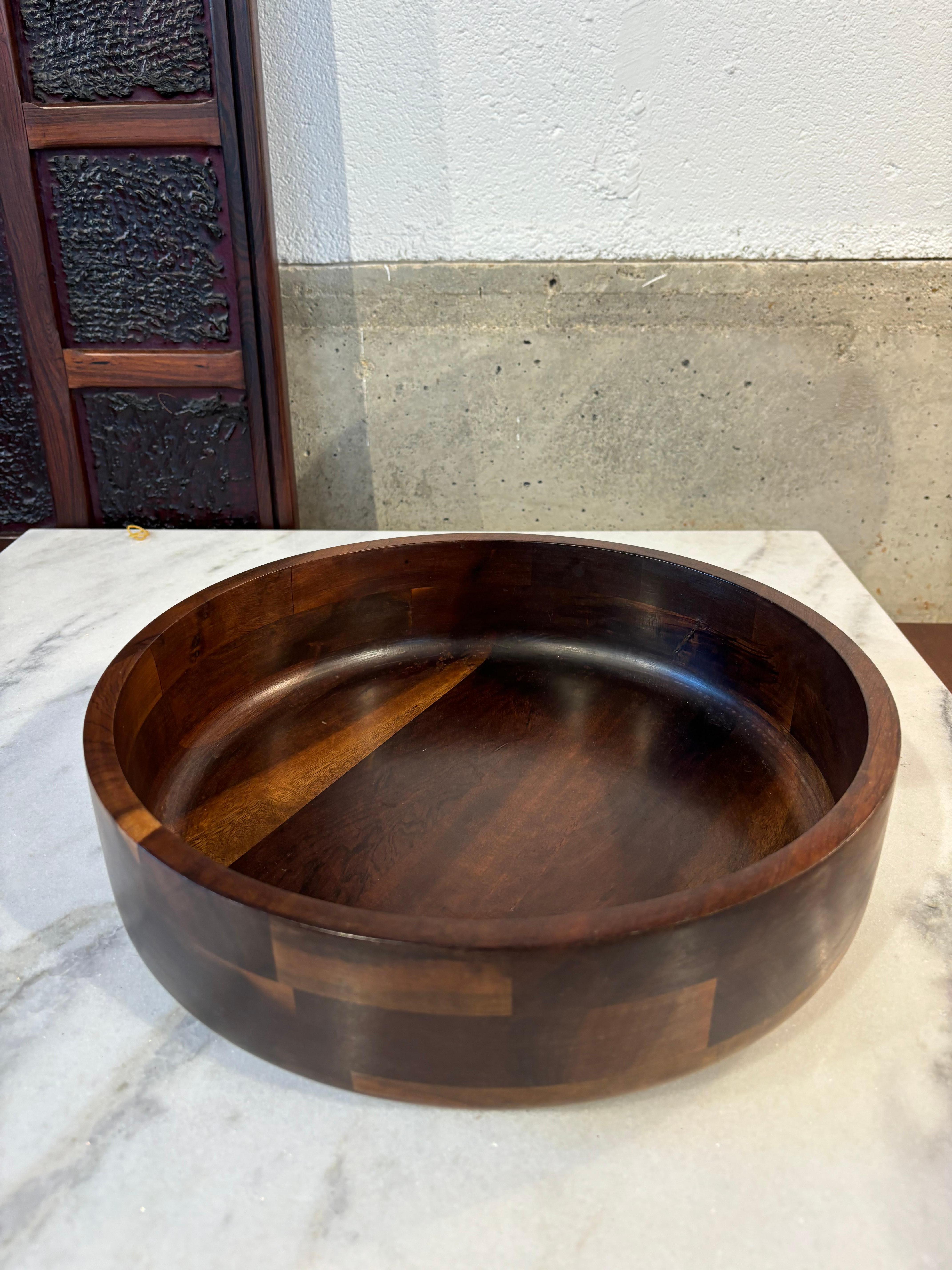 Mid-20th Century Jean Gillon plate For Sale