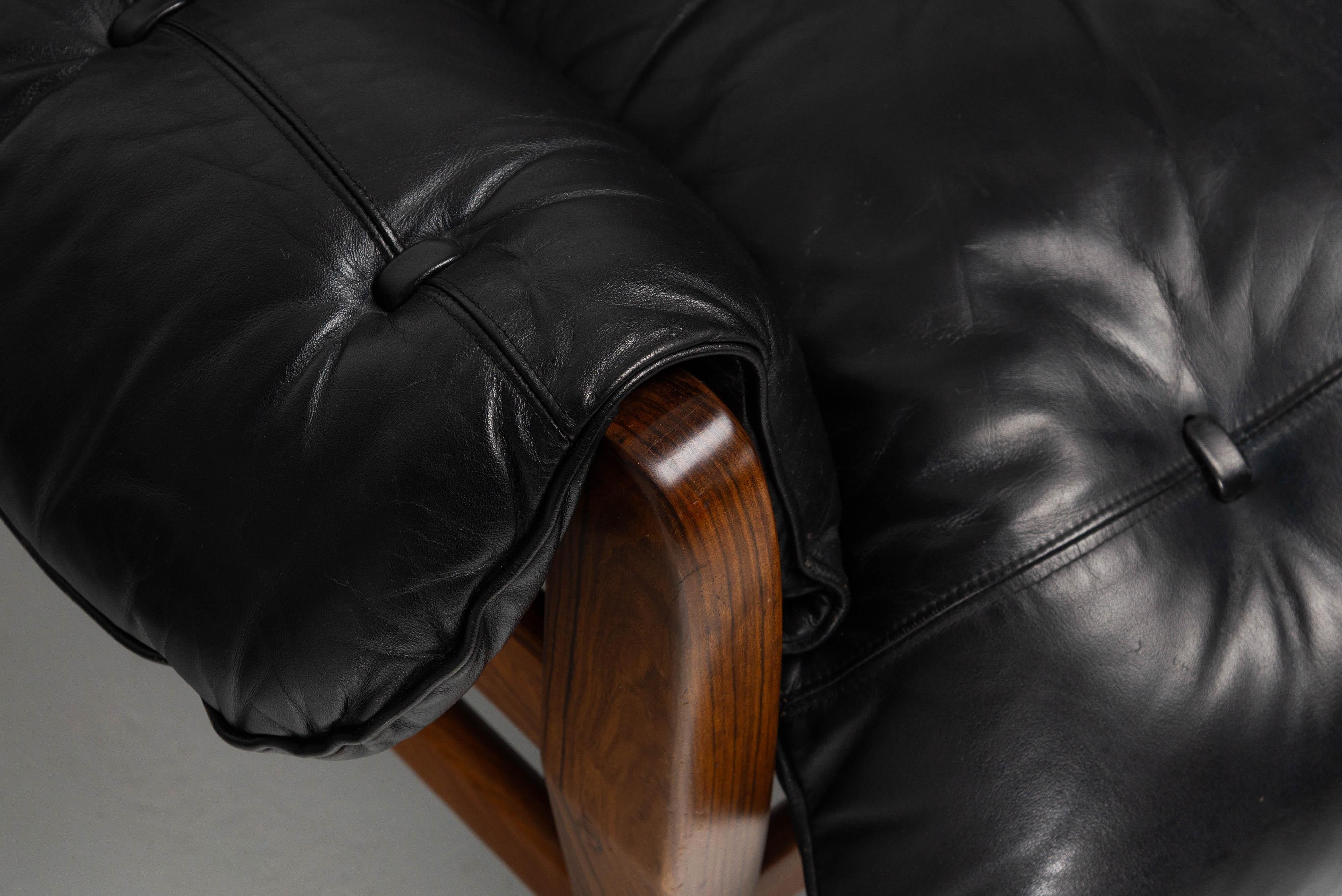 Mid-20th Century Jean Gillon Rodeio sofa Italma Woodart Brazil 1965