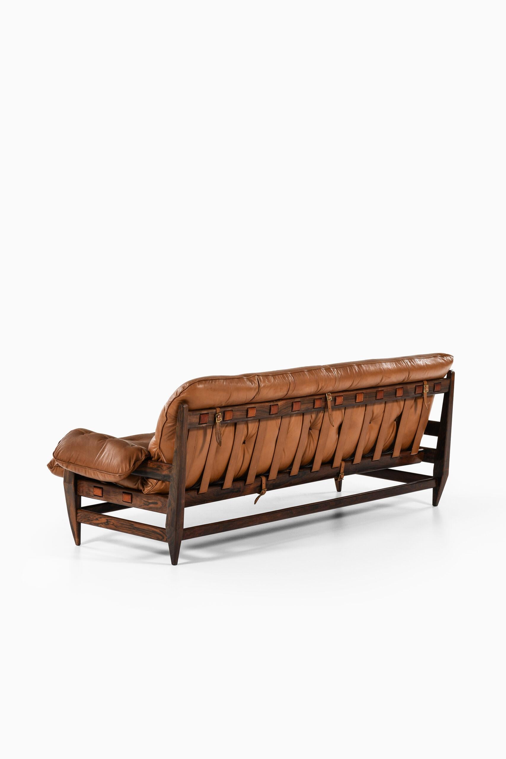 Jean Gillon Sofa Produced by Wood Art in Brazil For Sale 1