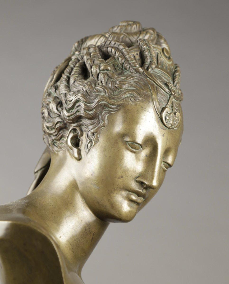Large Bronze Bust Sculpture of Diane de Poitiers, 18th Century For Sale 6