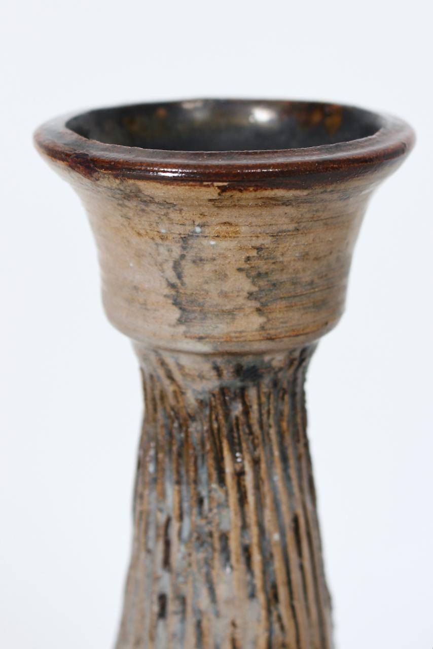Vase en forme de bouteille Jean Hastings Art Studio Pottery en vente 5