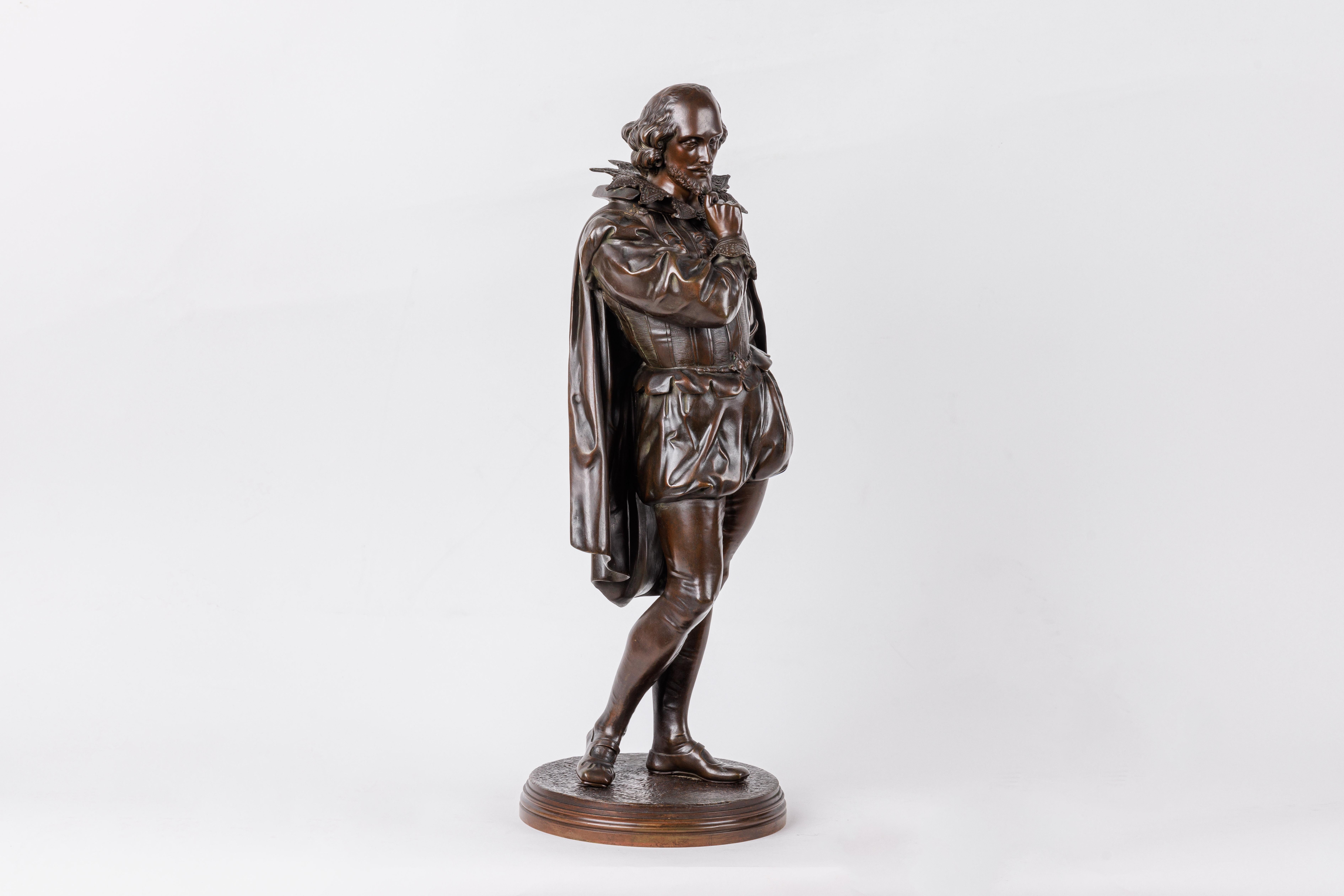 Jean Jules B. Salmson, Eine patinierte Bronzeskulptur von William Shakespeare, 19. Jahrhundert. 

Sehr seltene Skulptur des berühmten William Shakespeare. Eine perfekte Ergänzung für jede Bibliothek oder jedes Herrenbüro.

Unterzeichnet