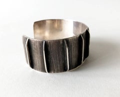 Jean Lasnier Bracelet à manchette en argent sterling oxydé de San Francisco Moderniste