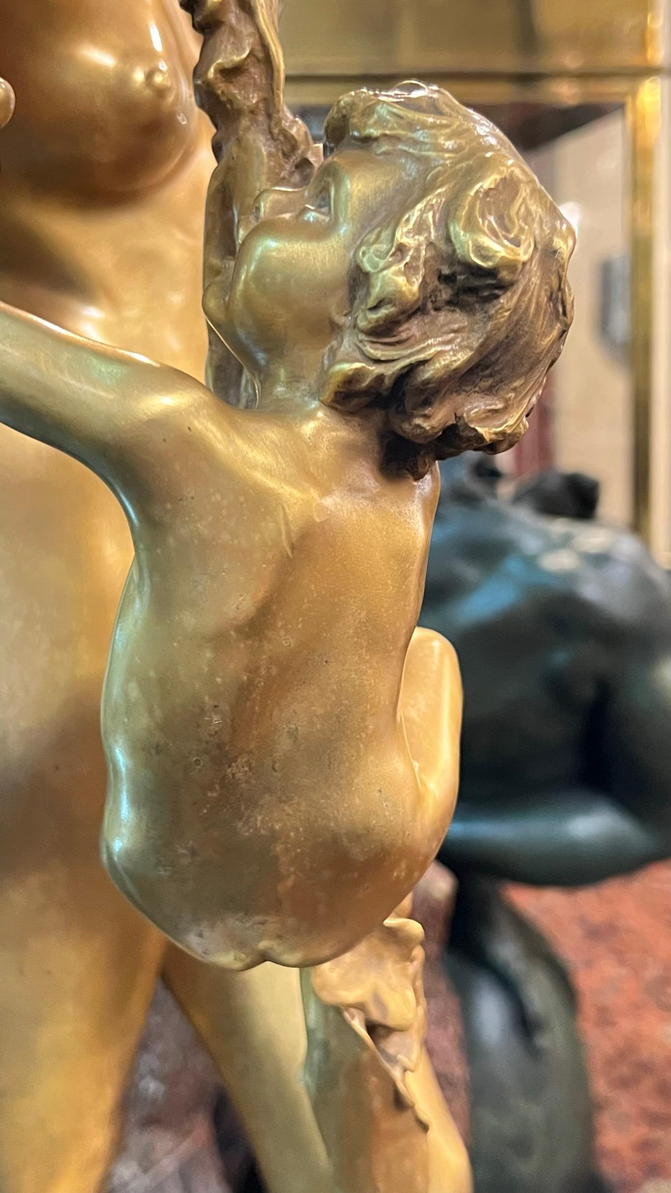 Jean Leon Gerome Bacchante à la Grappe Sculpture en bronze doré en vente 6