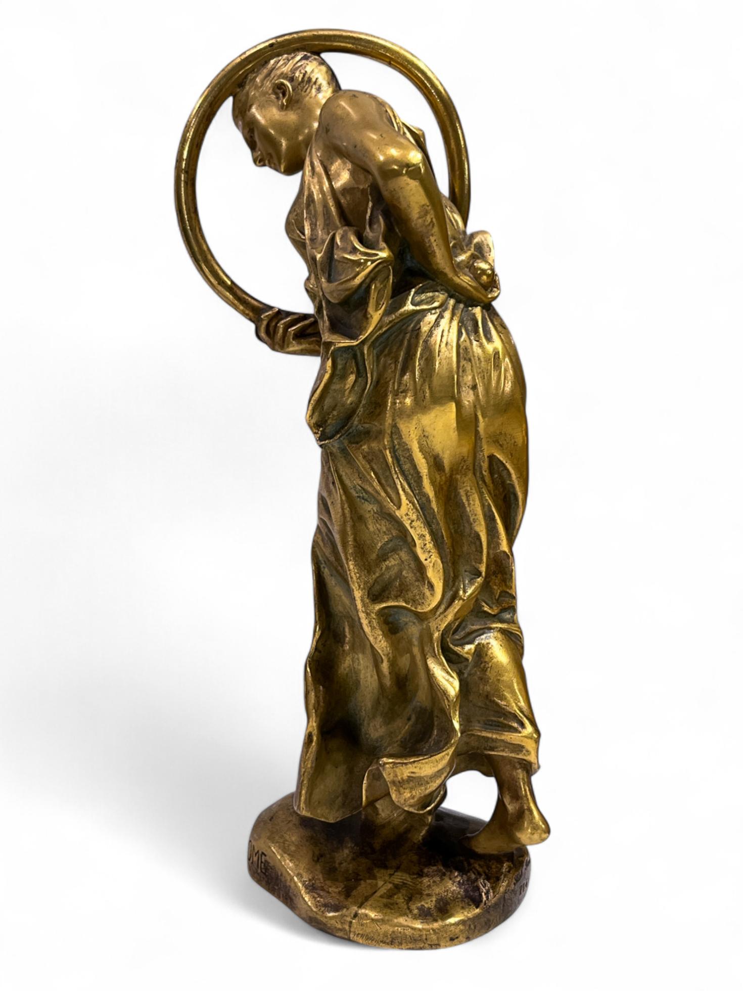 Jean-Léon Léon  La Danseuse au Cerceau - Statue en bronze doré d'une danseuse de cerceaux en vente 2