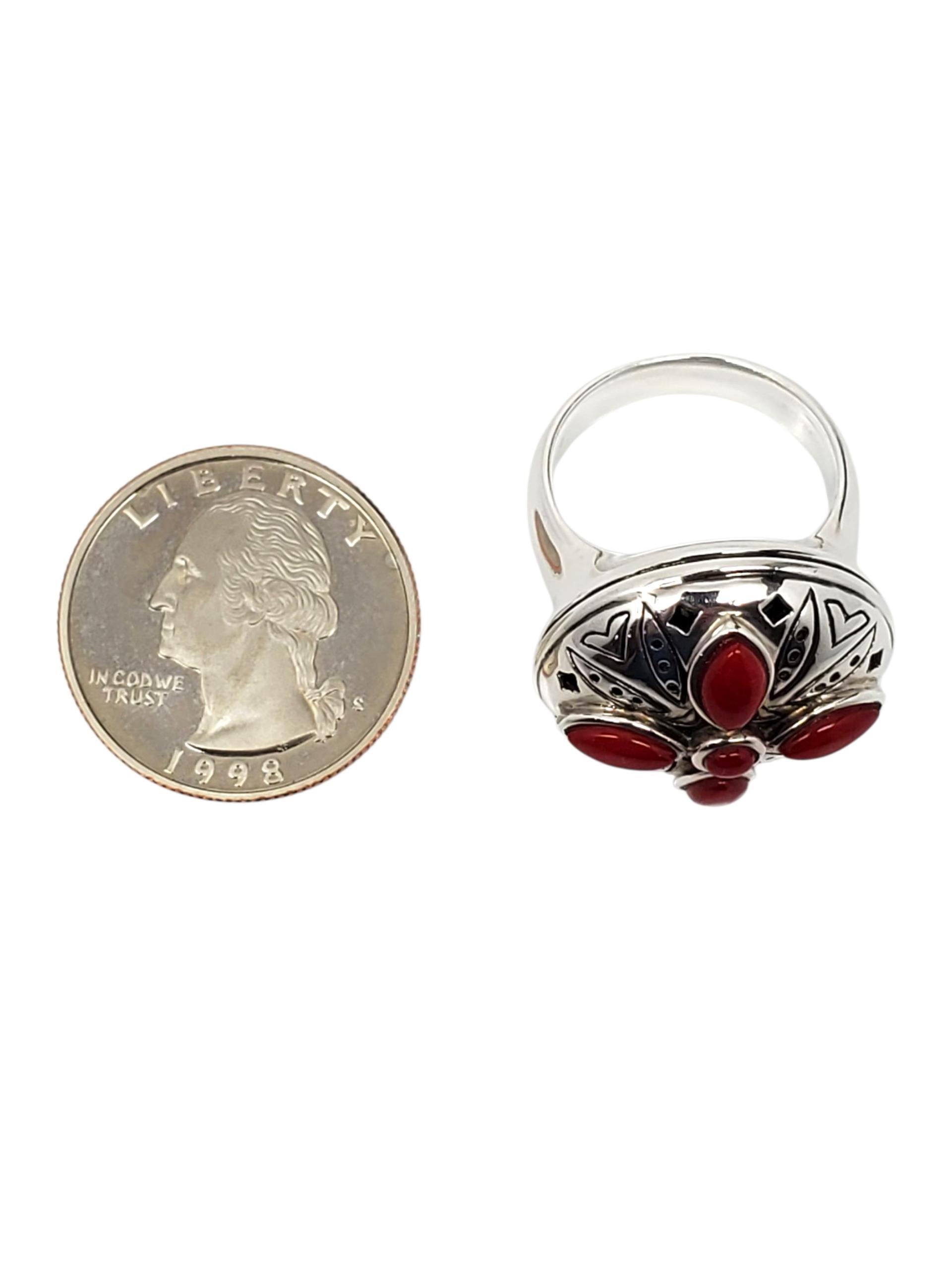 Cabochon Jean Lin - Anello floreale con cupola di corallo rosso in argento Sterling - misura 8 #23748 in vendita