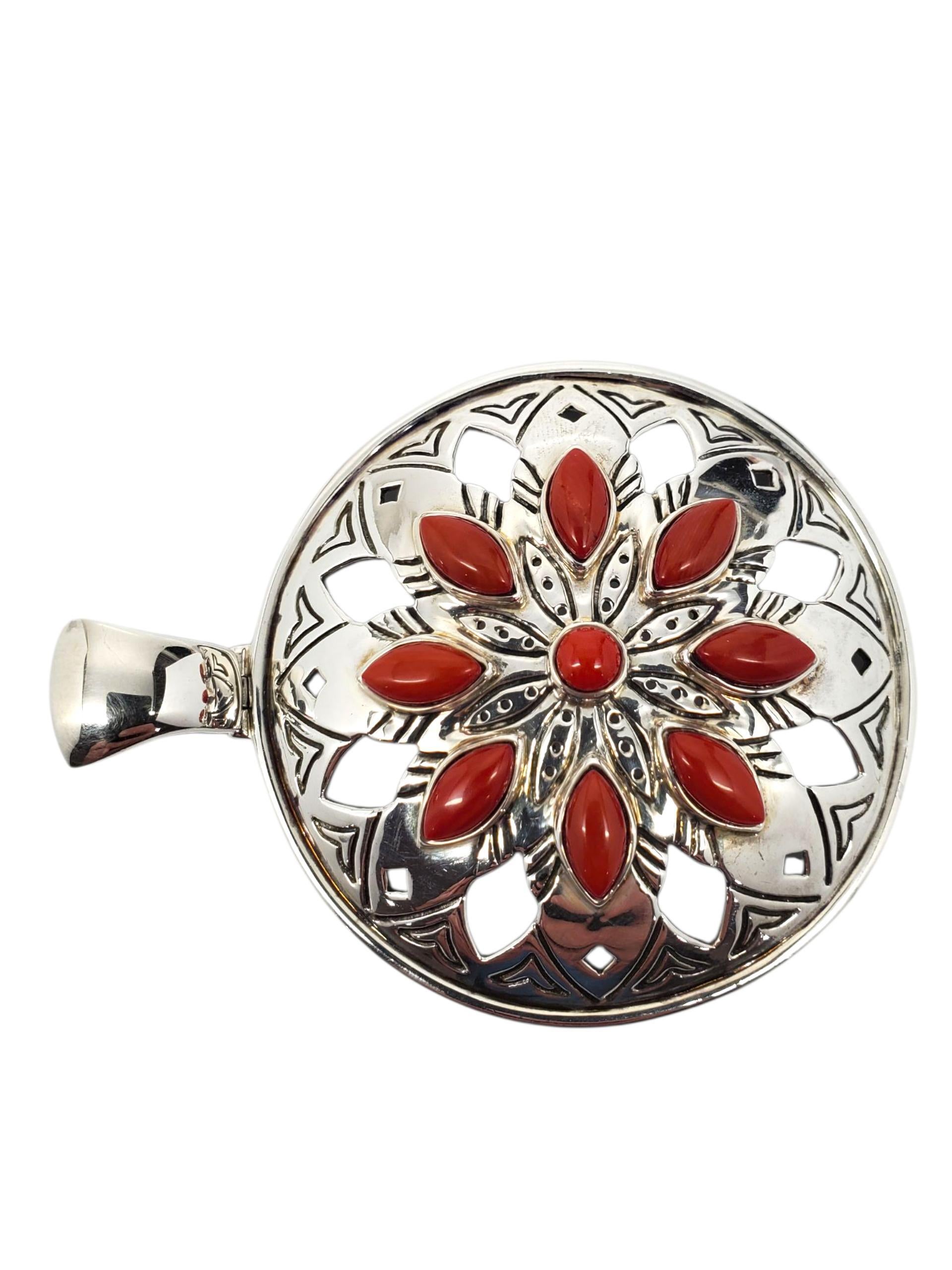 Donna Jean Lin - Ciondolo con cupola floreale in corallo rosso in argento Sterling # 23749 in vendita