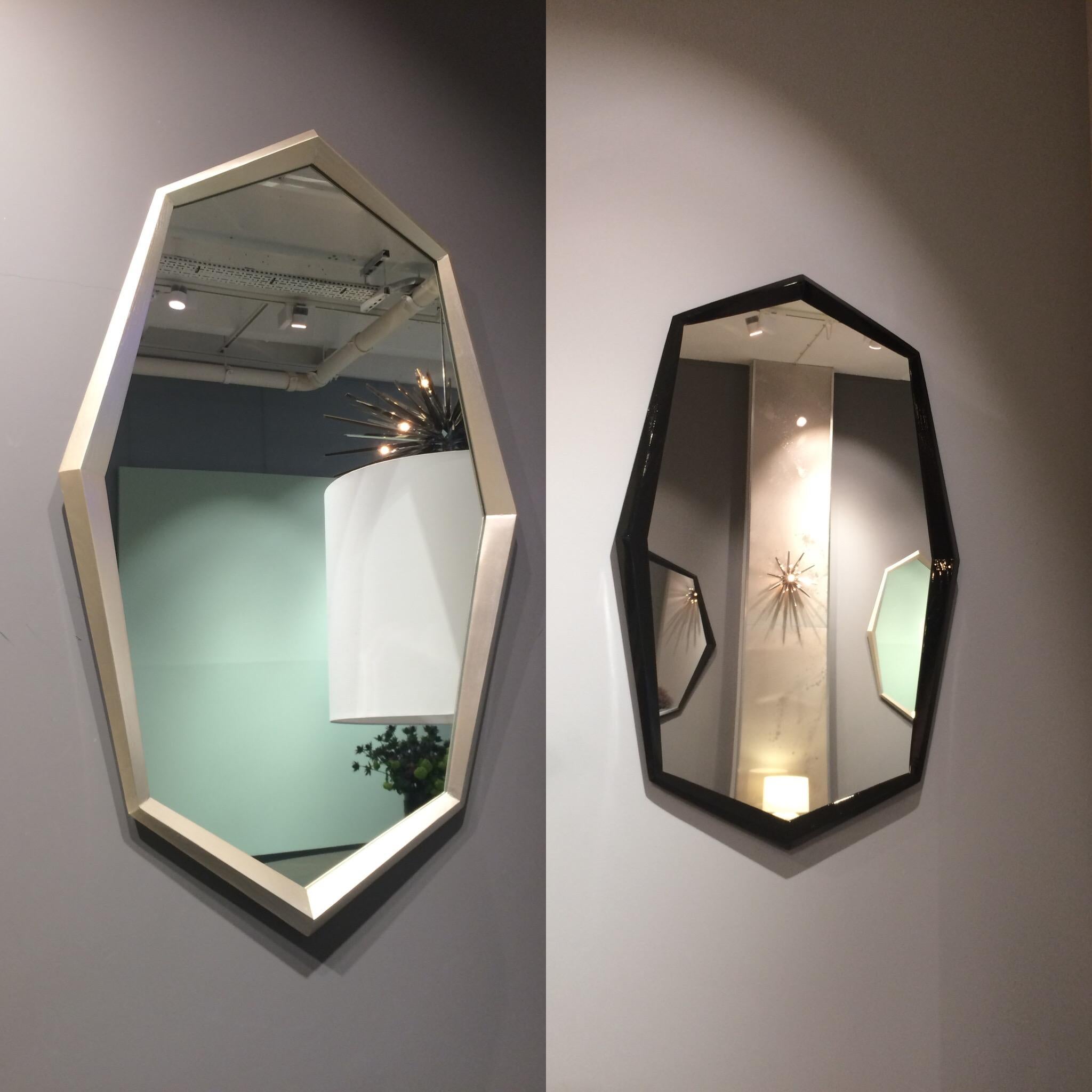 Okulus oval mirror from Sparkx collection by Jean- Louis Deniot
Dimensions: Width 78cm; Height 129cm; Depth 6cm
Materials: ashwood
Custom finish.