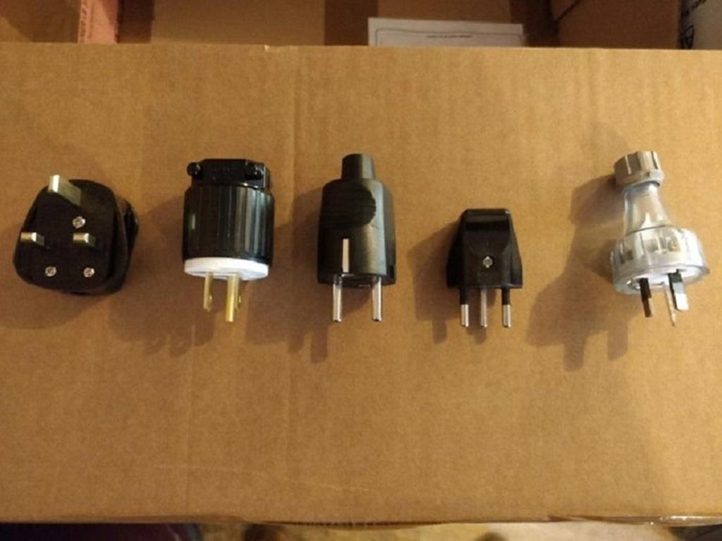 Jean Louis Domecq Jielde Vintage Französische Industrie-Stehlampe mit 4 Armen, gebürstet, Vintage (Metall) im Angebot