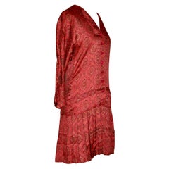 Jean-Louis Scherrer Boutique Paris Robe de jour en soie à motif cachemire