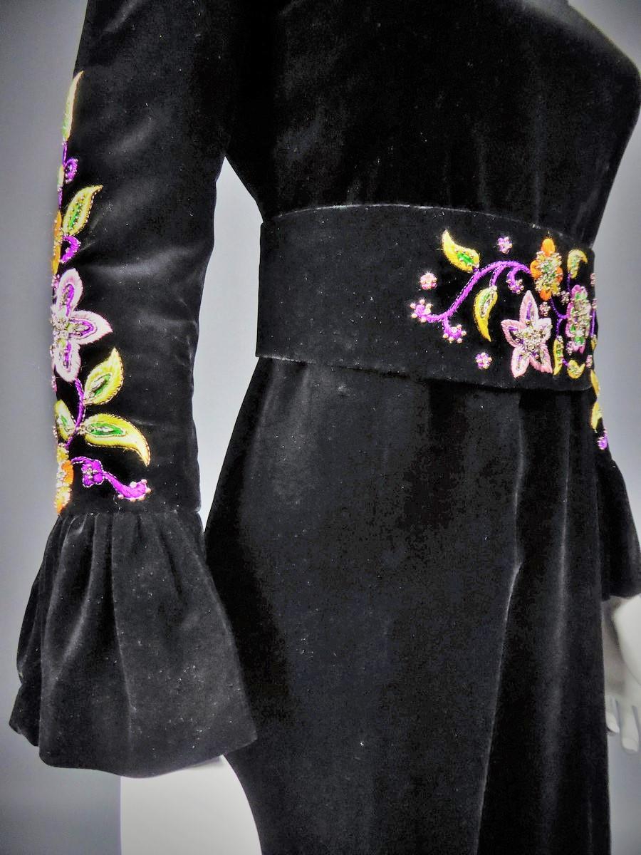 Jean-Louis Scherrer Vestido de terciopelo negro de alta costura francesa Circa 1990 en venta 7