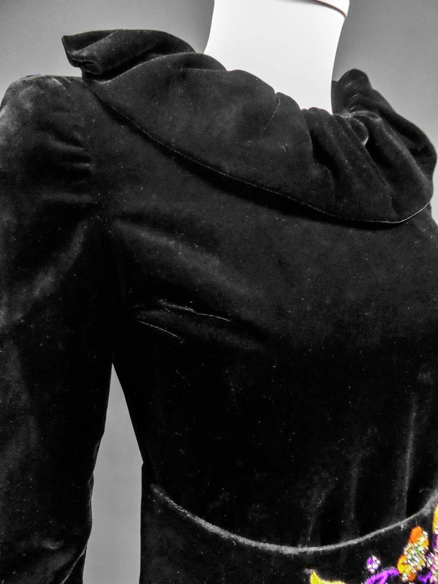 Jean-Louis Scherrer Vestido de terciopelo negro de alta costura francesa Circa 1990 en venta 10