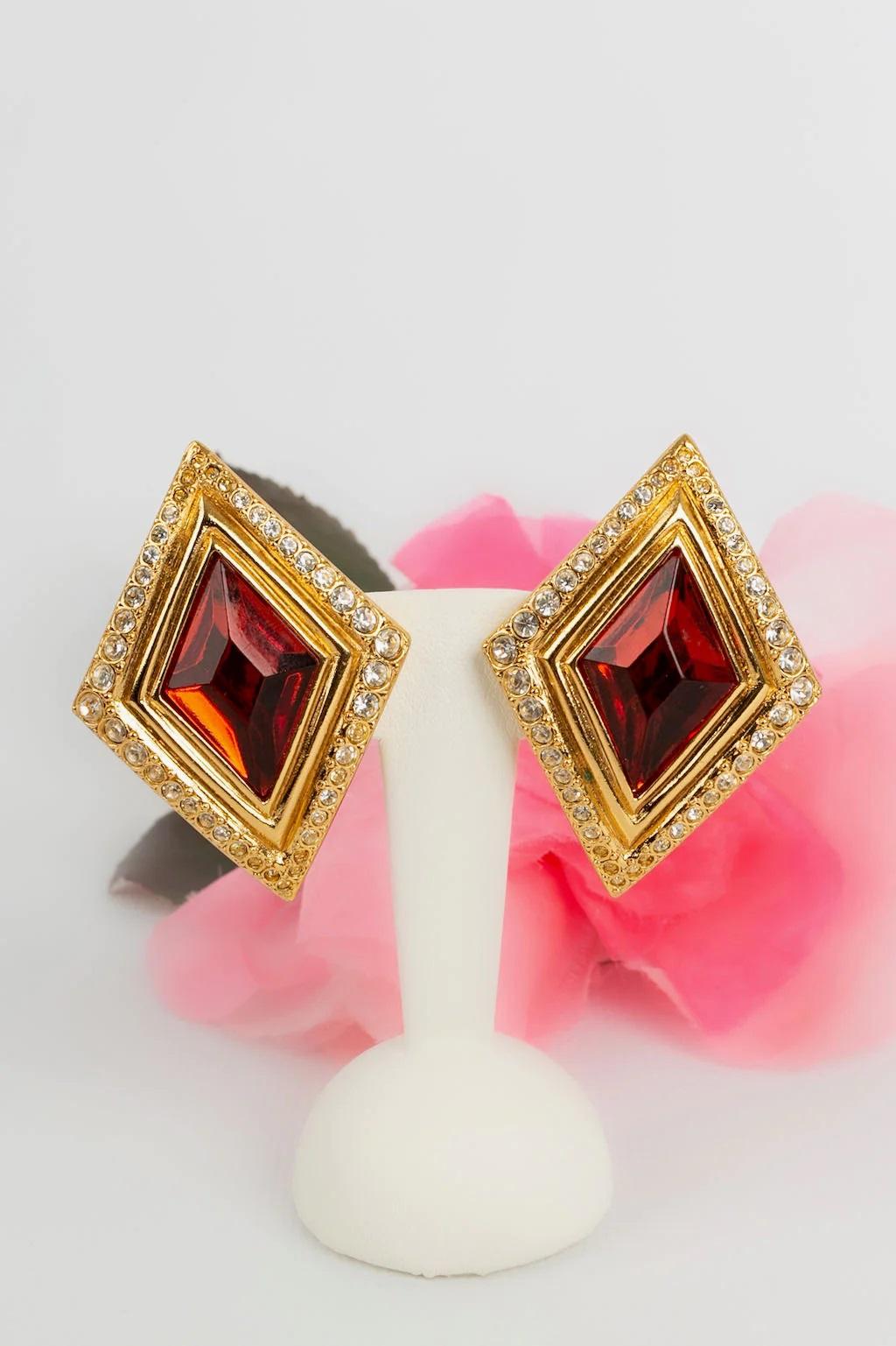 Jean-louis Scherrer Gold-Plated Metal Clip Earrings with Rhinestones For Sale 2