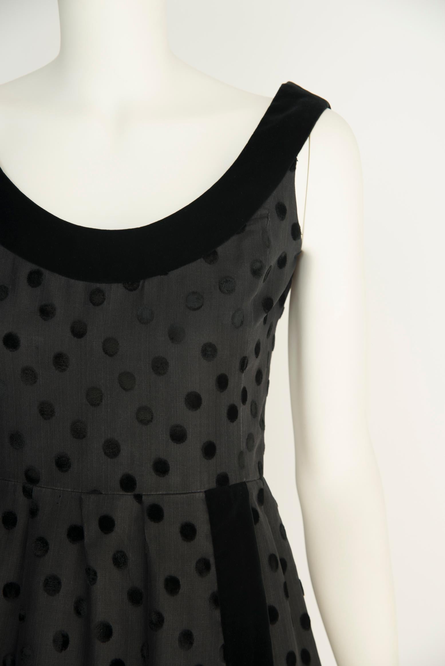 JEAN LOUIS COUTURE Haute Couture Petite robe noire en vente 4