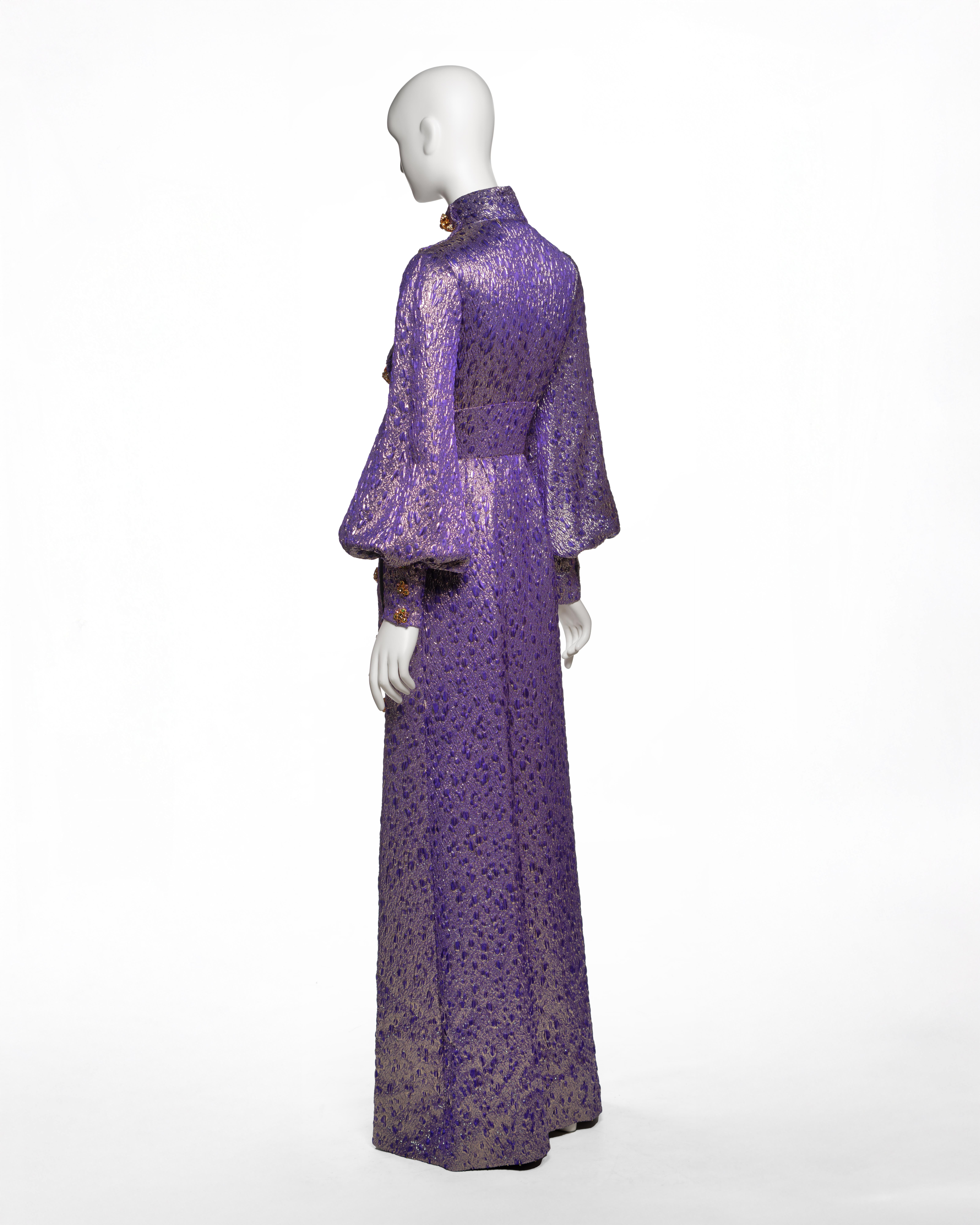 Jean-Louis Scherrer Vestido de alta costura de brocado de lúrex púrpura, FW 2005 en venta 5