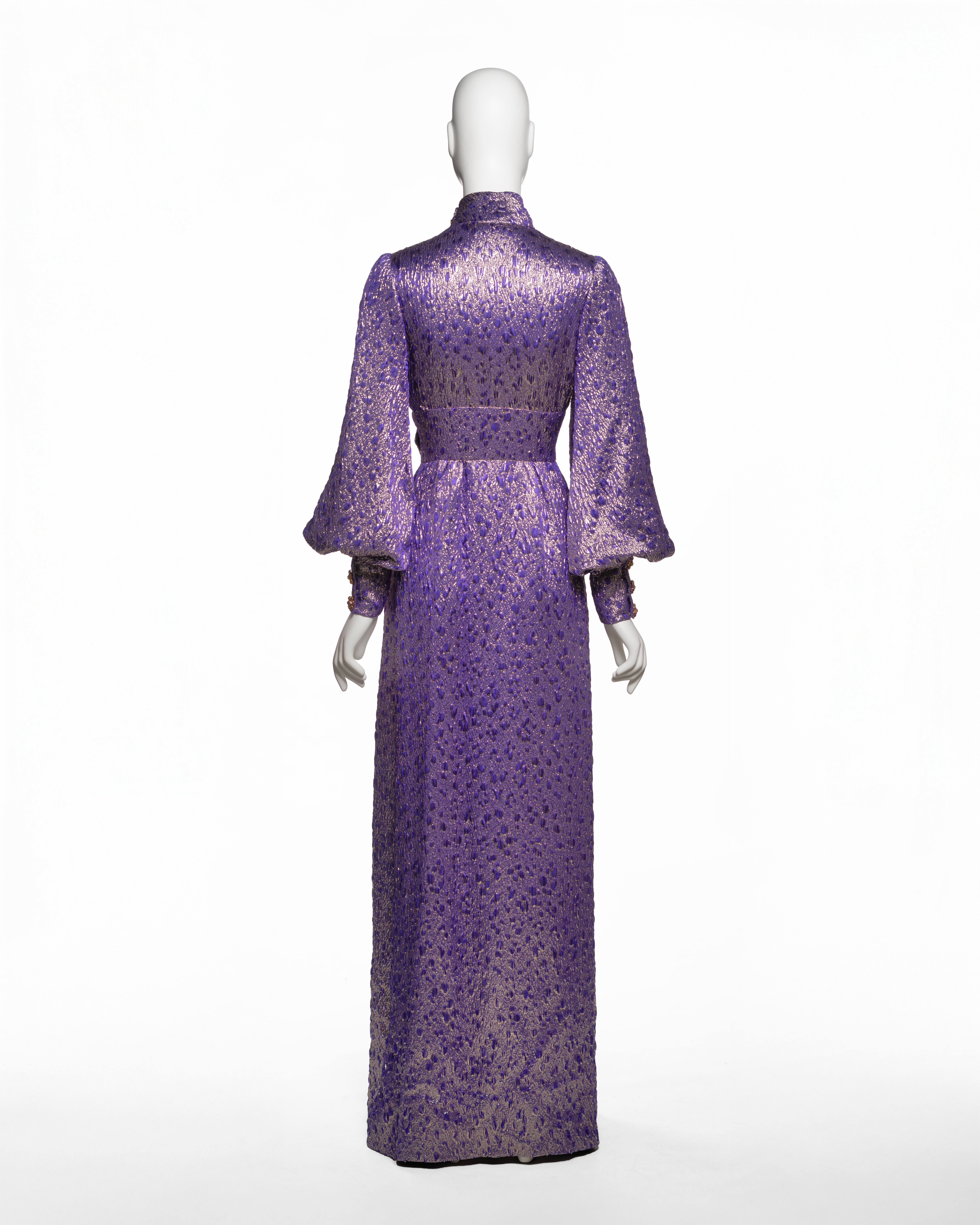 Jean-Louis Scherrer Vestido de alta costura de brocado de lúrex púrpura, FW 2005 en venta 4
