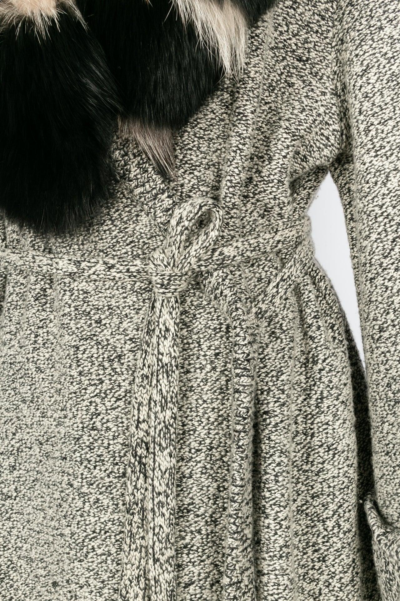 Jean-Louis Scherrer Langer Mantel aus schwarzer und beigefarbener Wolle, Größe 40FR im Angebot 2