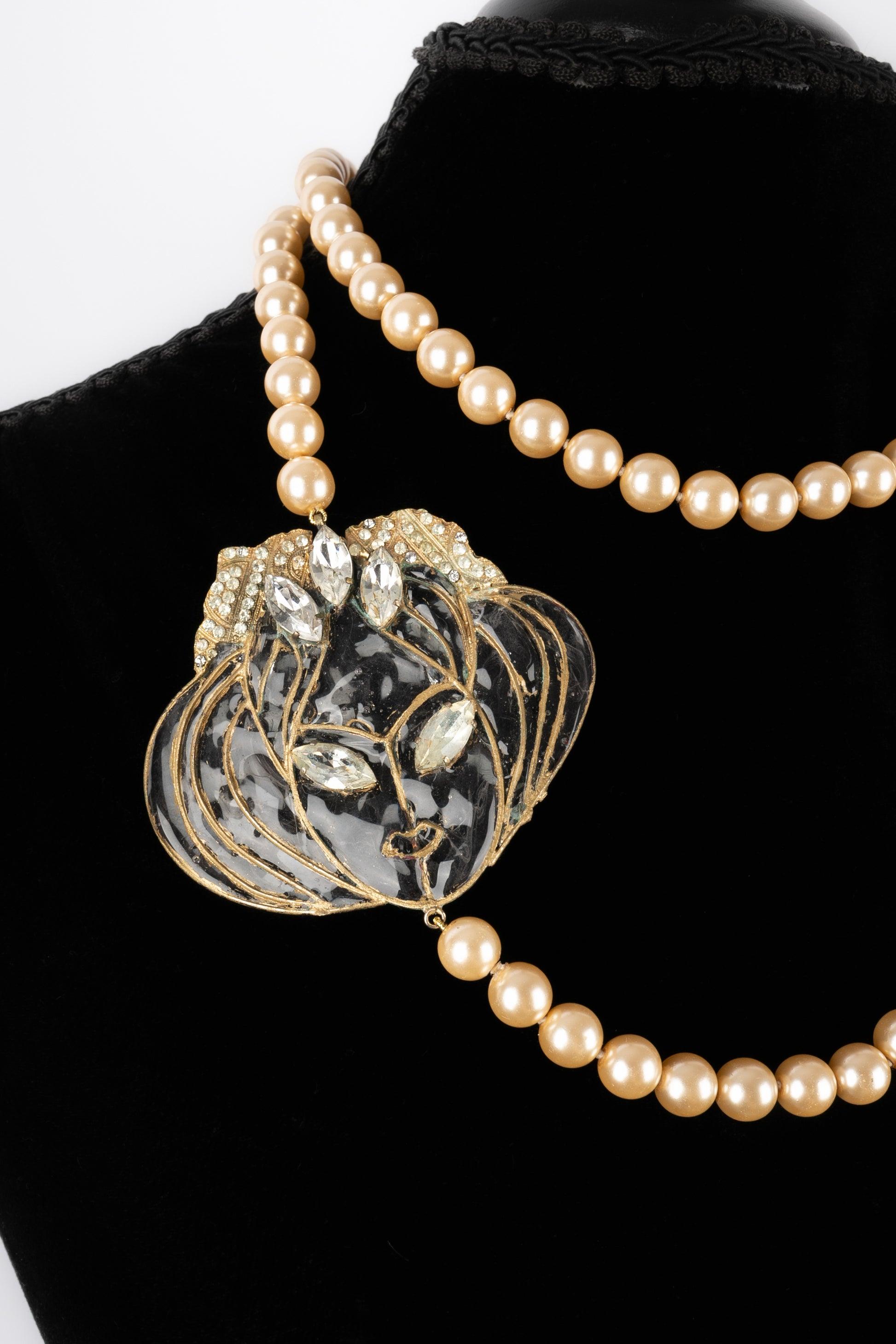 Jean-Louis Scherrer Collar de perlas con nudos en venta 1