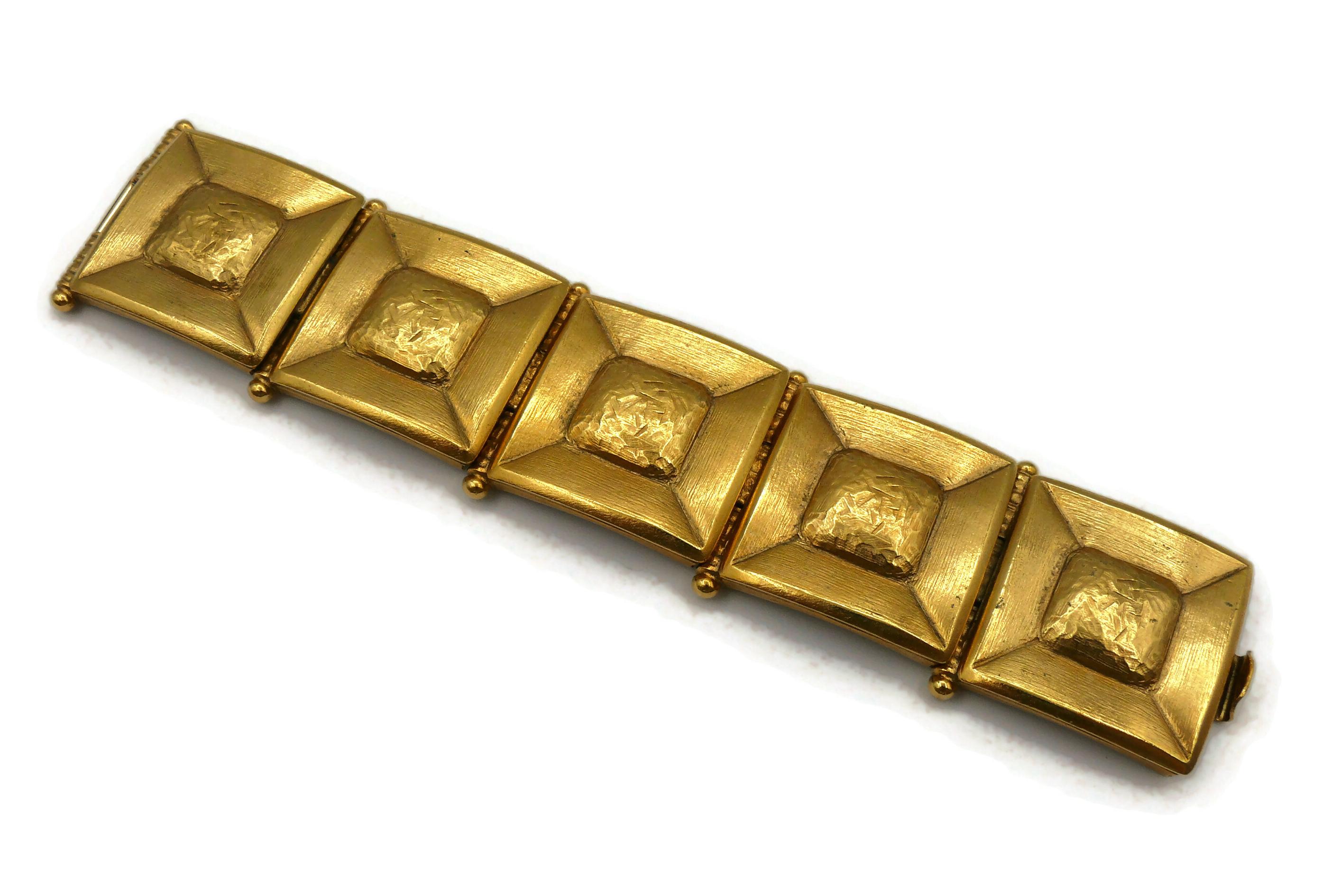 JEAN LOUIS SCHERRER Vintage Gold Tone Bracelet For Sale 5