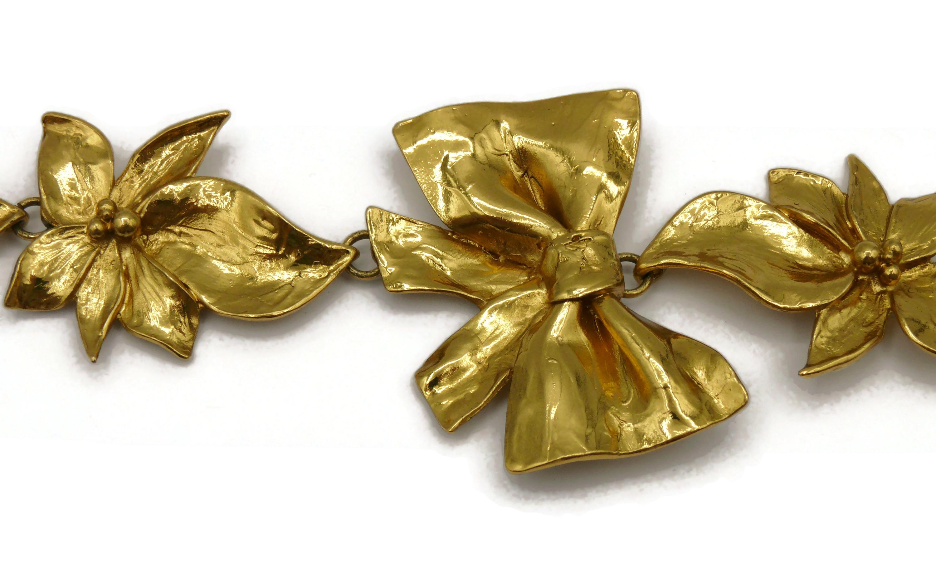JEAN LOUIS SCHERRER Vintage Gold Tone Flower & Bow Necklace For Sale 3