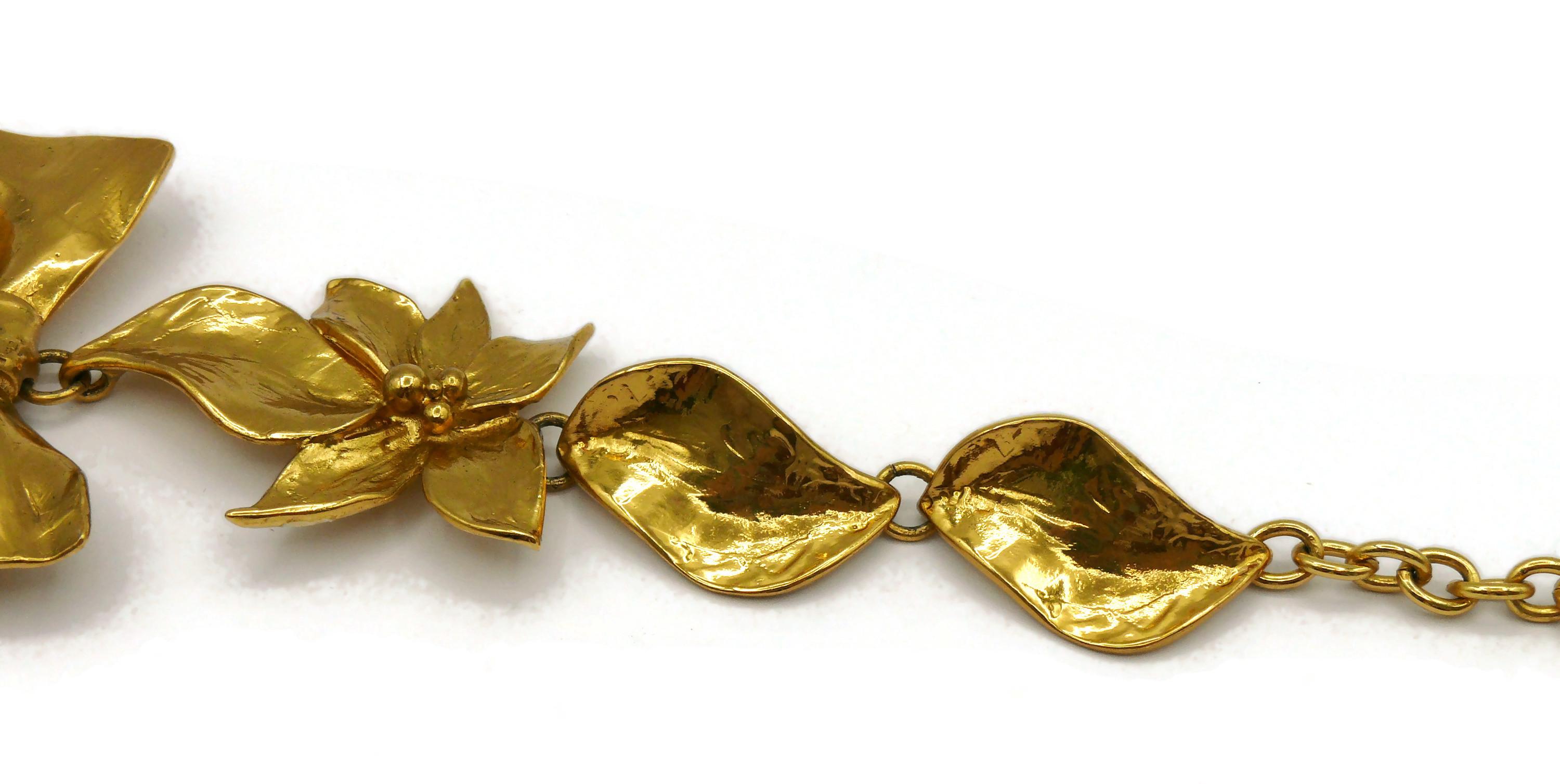 JEAN LOUIS SCHERRER Vintage Gold Tone Flower & Bow Necklace For Sale 4