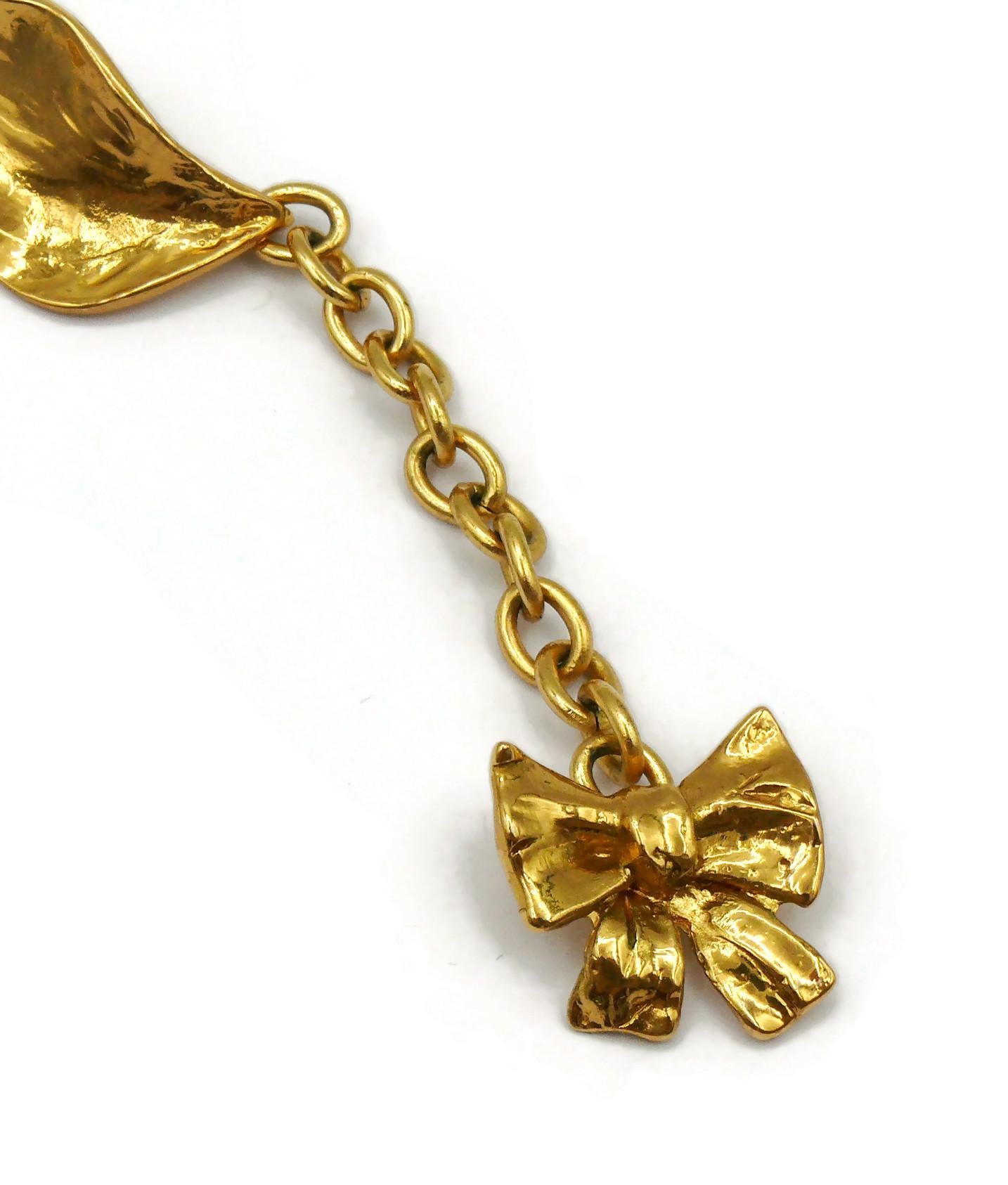 JEAN LOUIS SCHERRER Vintage Gold Tone Flower & Bow Necklace For Sale 5