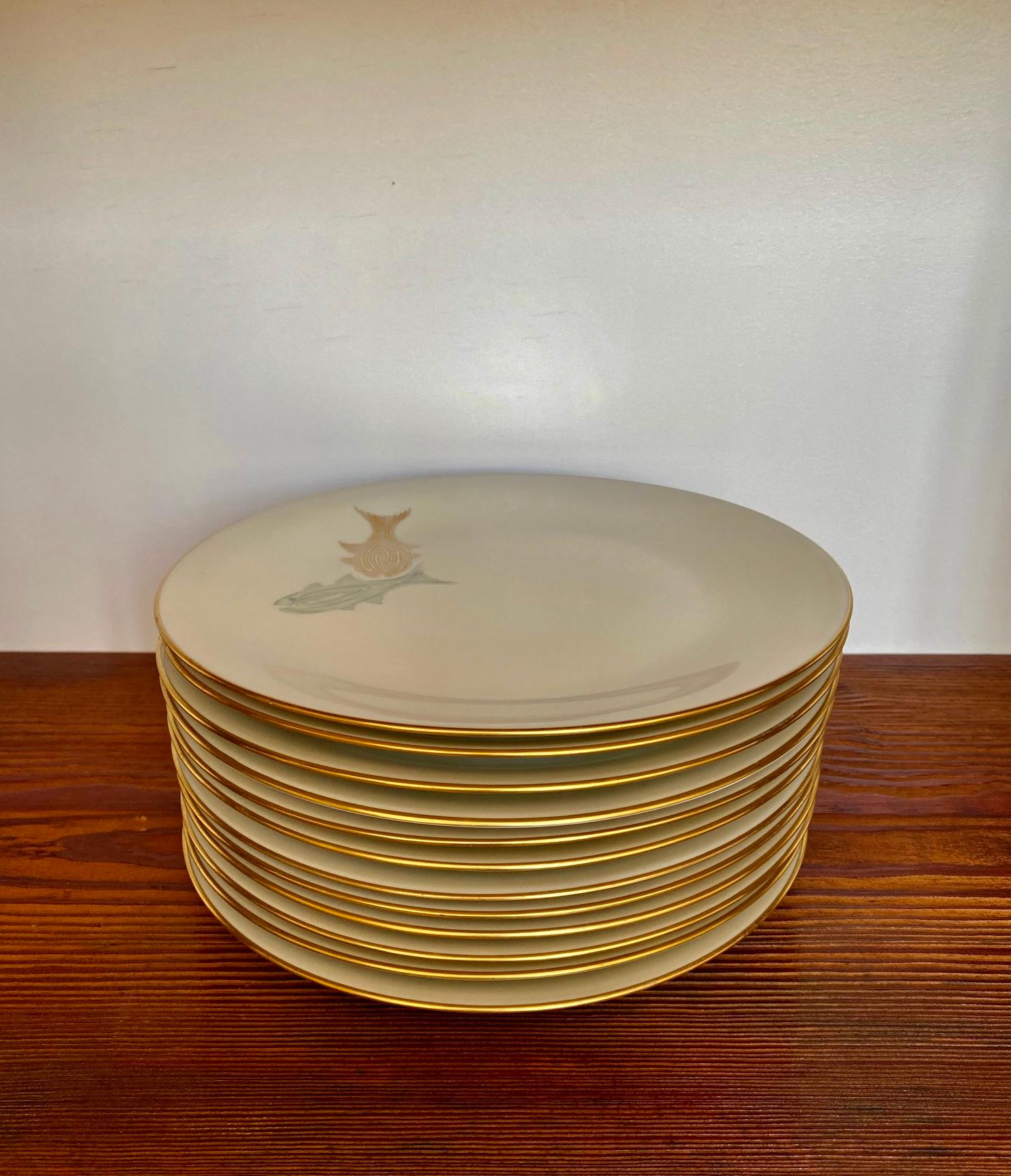 Mid-20th Century Jean Luce Art Deco 13 Pieces Dinner Fish Service in Porcelain of Limoges France