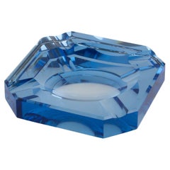 Cendrier de bureau en verre bleu miroir Art Déco de Jean Luce, France, années 1930