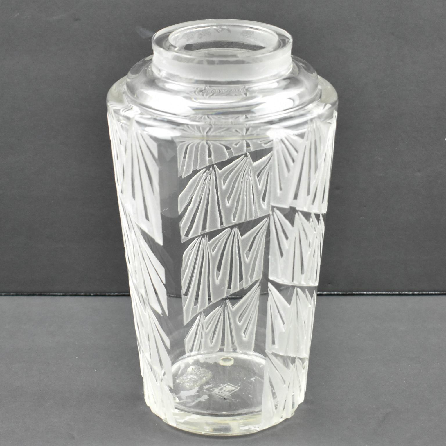 Vaso in vetro artistico geometrico Jean Luce Art Deco in vendita 3