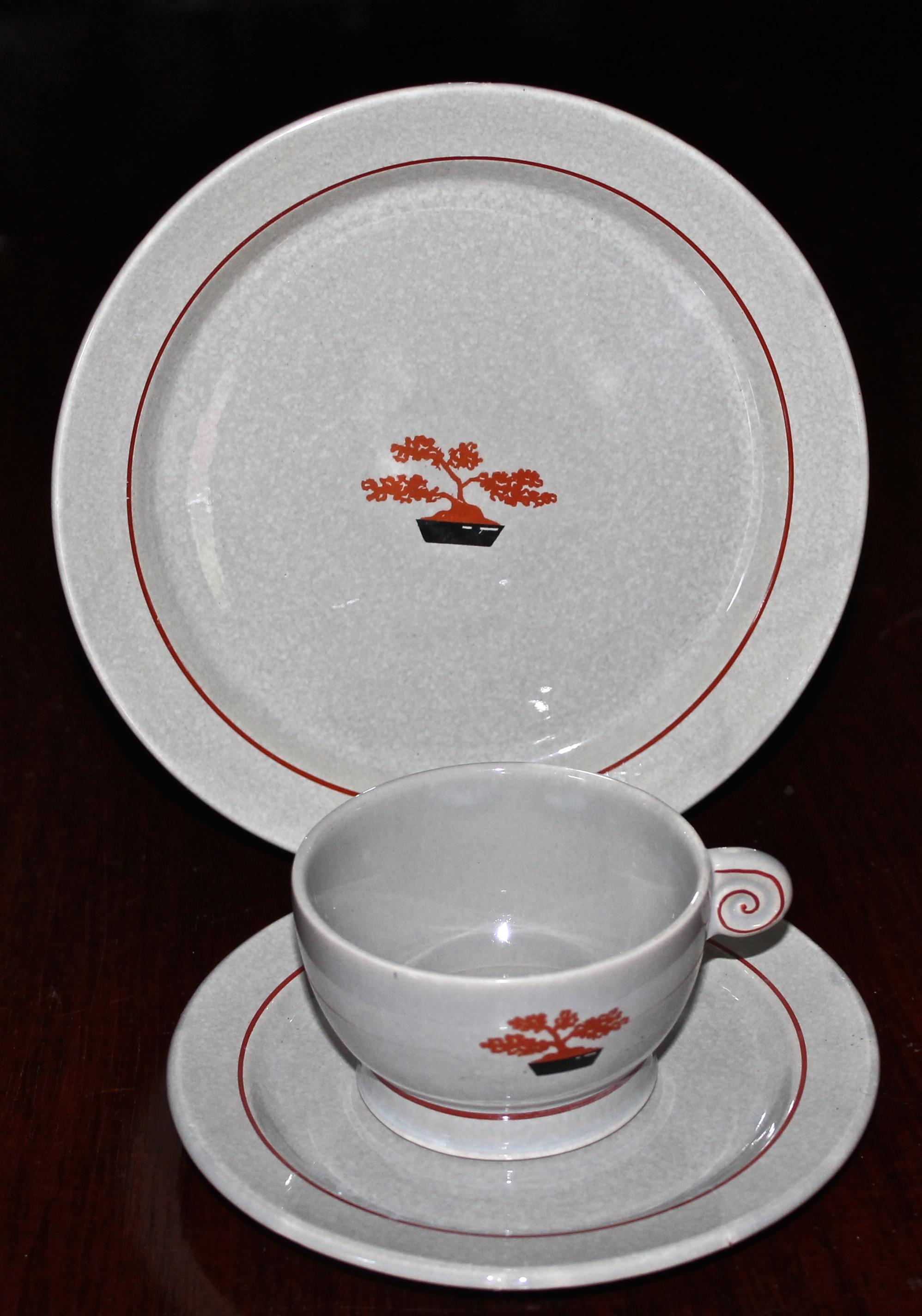 Jean Luce French Art Deco Sevres Dessert Group For Sale 1