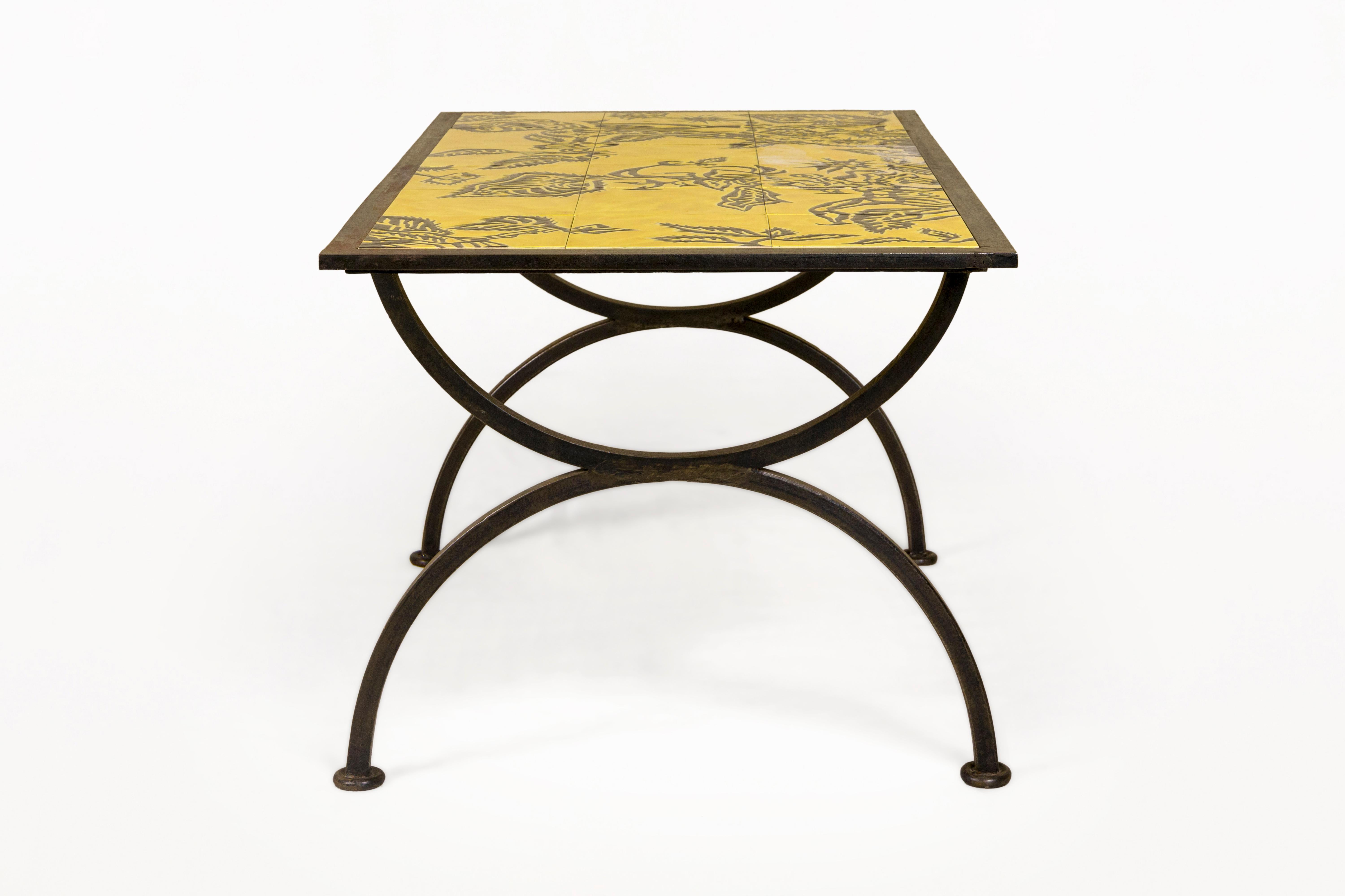 Mid-Century moderno Tavolino in ceramica di Jean Lurcat per Saint Vincens, CIRCA 1950, Francia in vendita