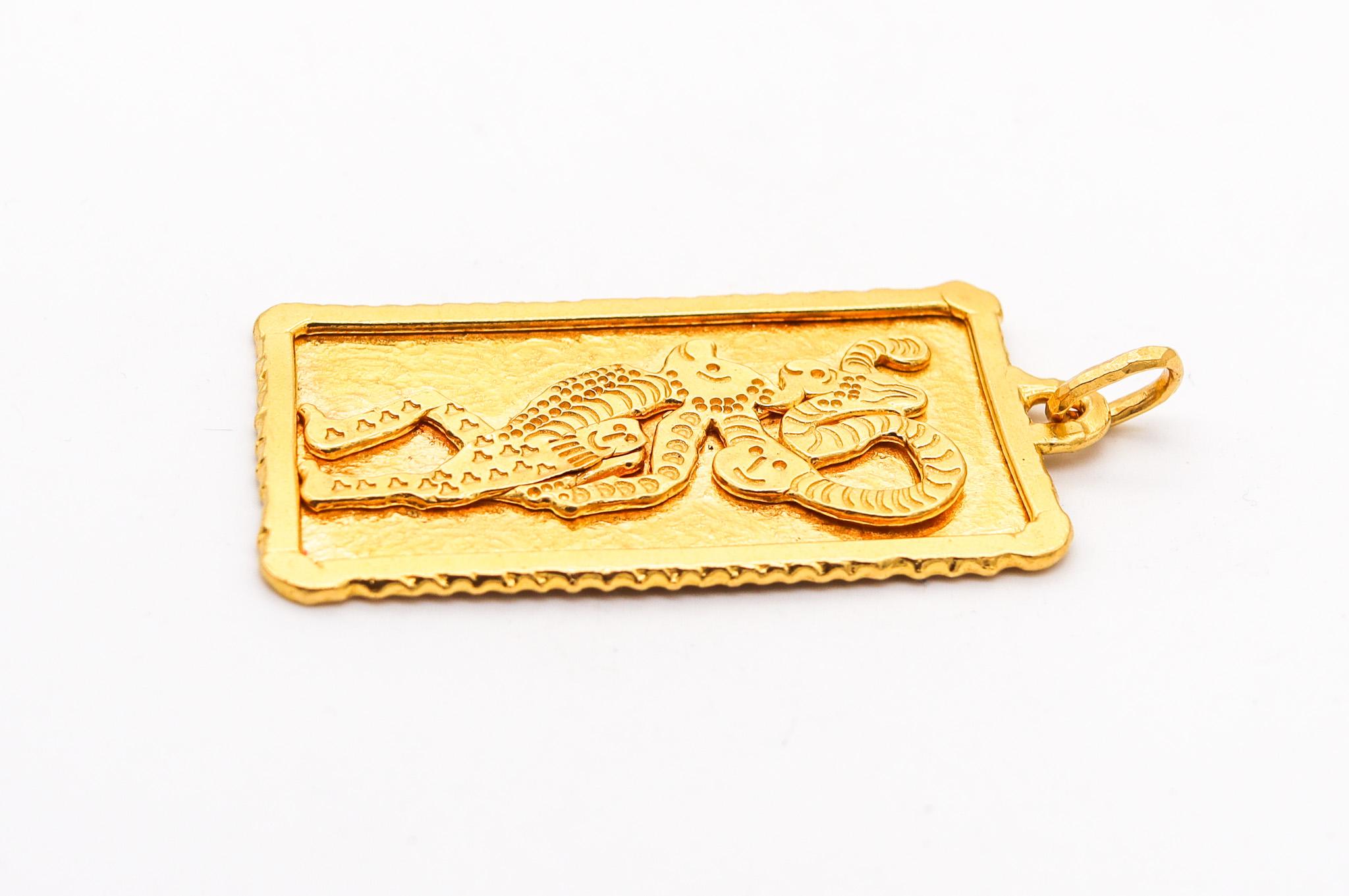 Modernist Jean Mahie 1970 Paris Rare Sculptural Figurative Pendant Solid 22Kt Yellow Gold