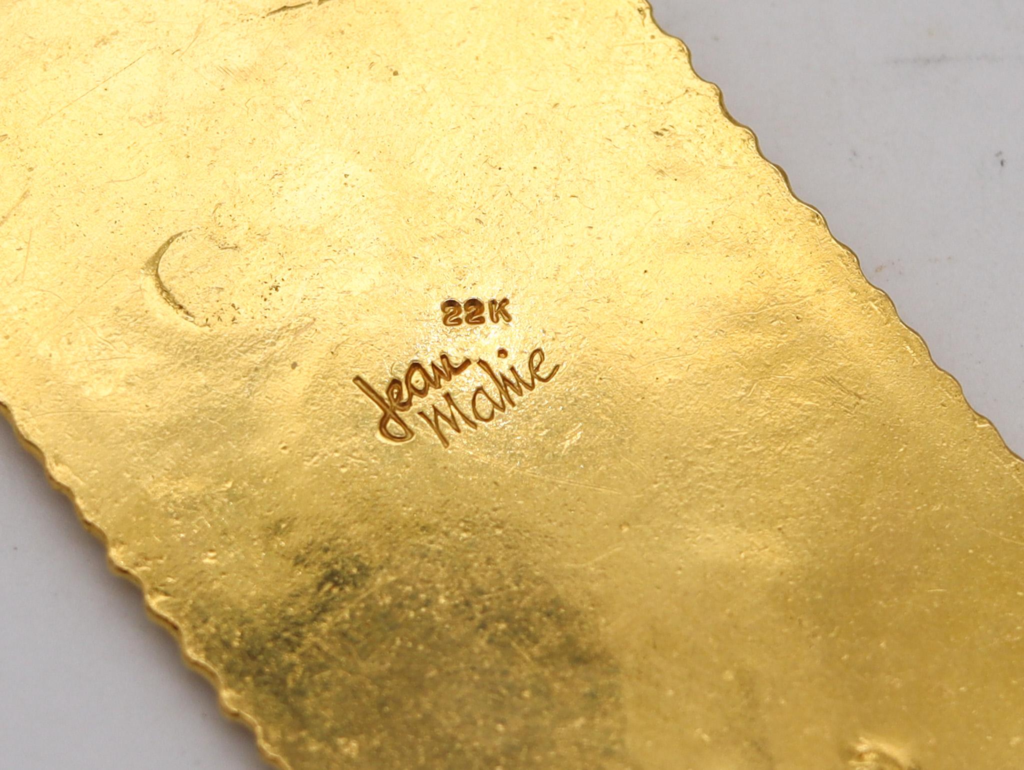 Women's or Men's Jean Mahie 1970 Paris Rare Sculptural Figurative Pendant Solid 22Kt Yellow Gold
