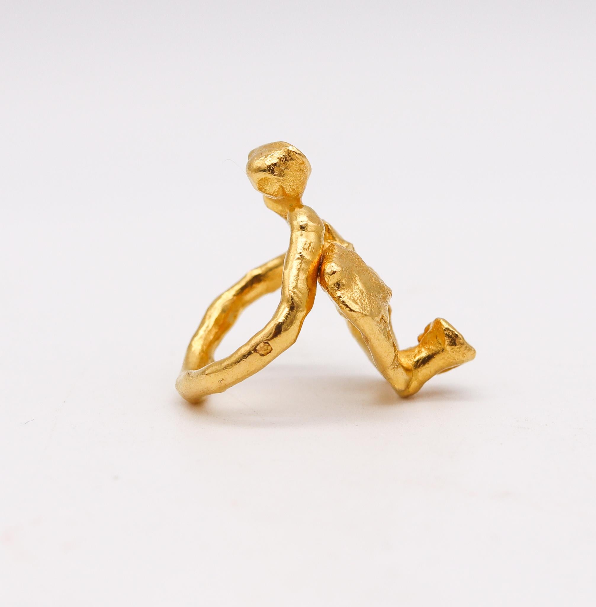 Modernist Jean Mahie 1970 Paris Rare Vintage Sculptural Figurative Ring Textured 22Kt Gold
