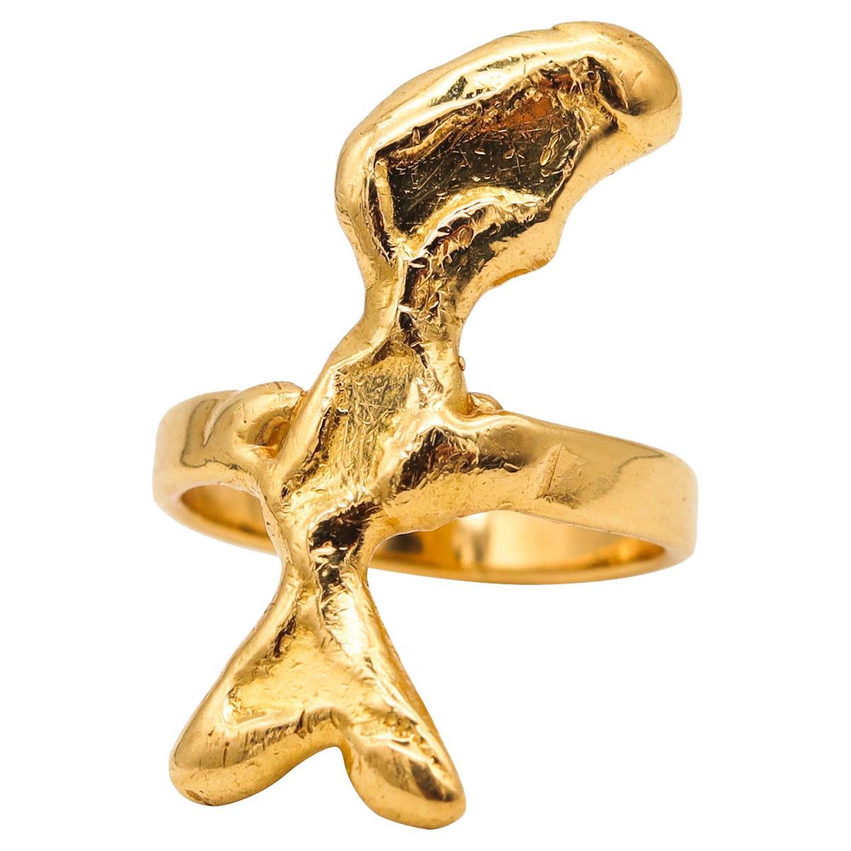 Jean Mahie 1970 Paris Sculptural Abstract Ring in Textured 22Kt Yellow Gold