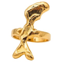 Jean Mahie 1970 Paris Sculptural Abstract Ring in Textured 22Kt Yellow Gold