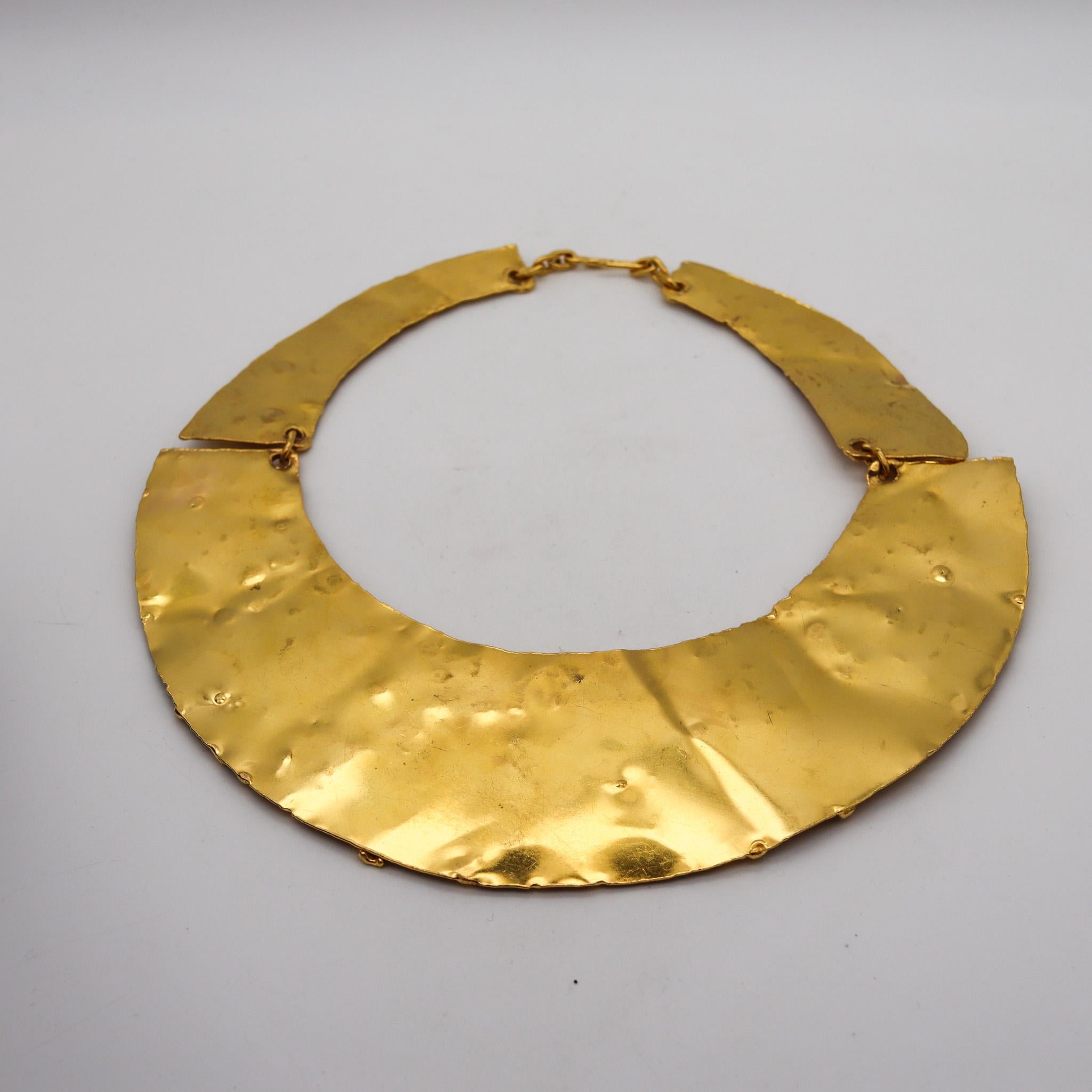 Jean Mahie 1970 Paris Sculptural Collar Necklace In Solid 22Kt Yellow Gold For Sale 1