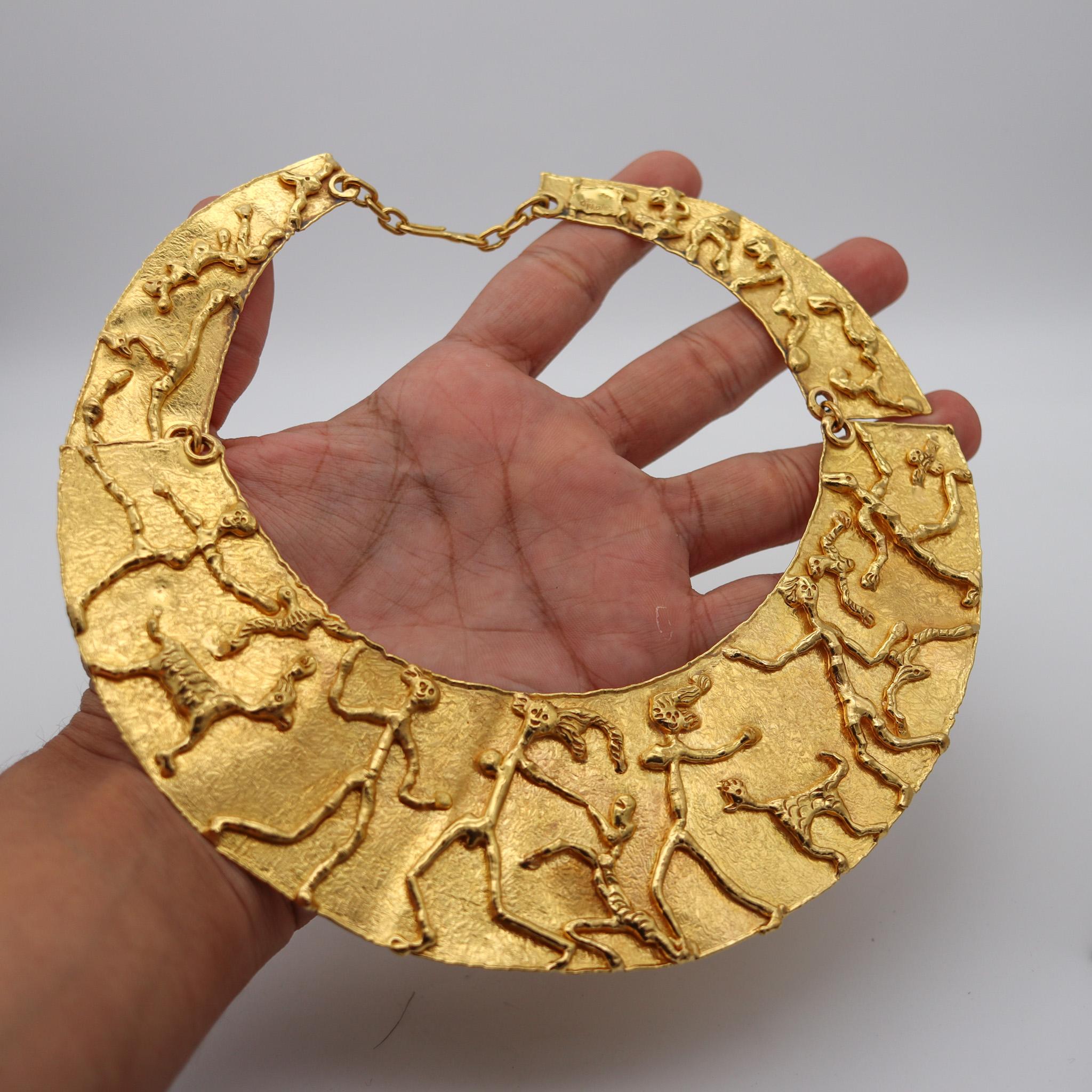 Jean Mahie 1970 Paris Sculptural Collar Necklace In Solid 22Kt Yellow Gold For Sale 2